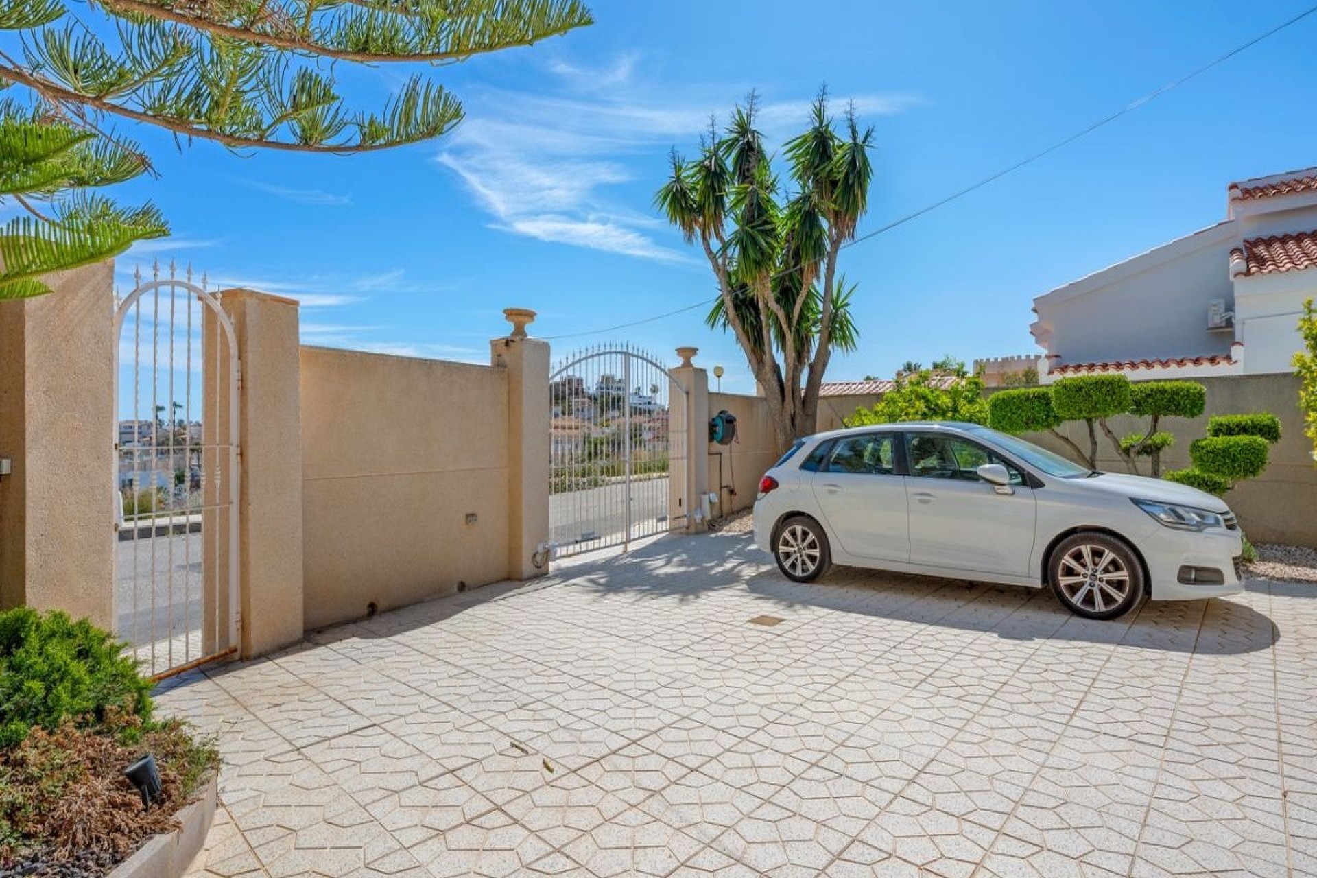 Revente - Villa Individuelle -
Rojales - La Marquesa