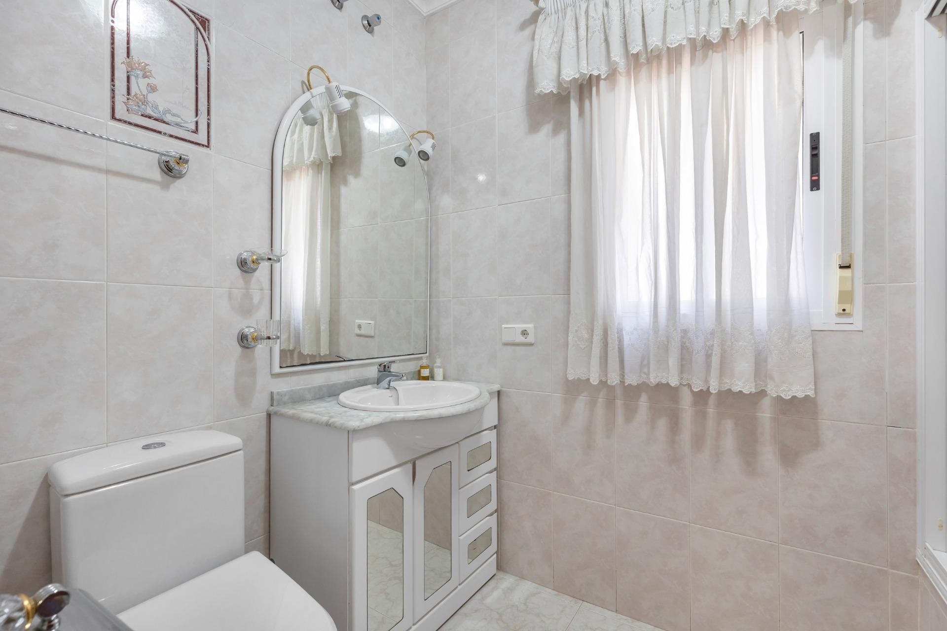 Revente - Villa Individuelle -
Rojales - Pueblo Bravo