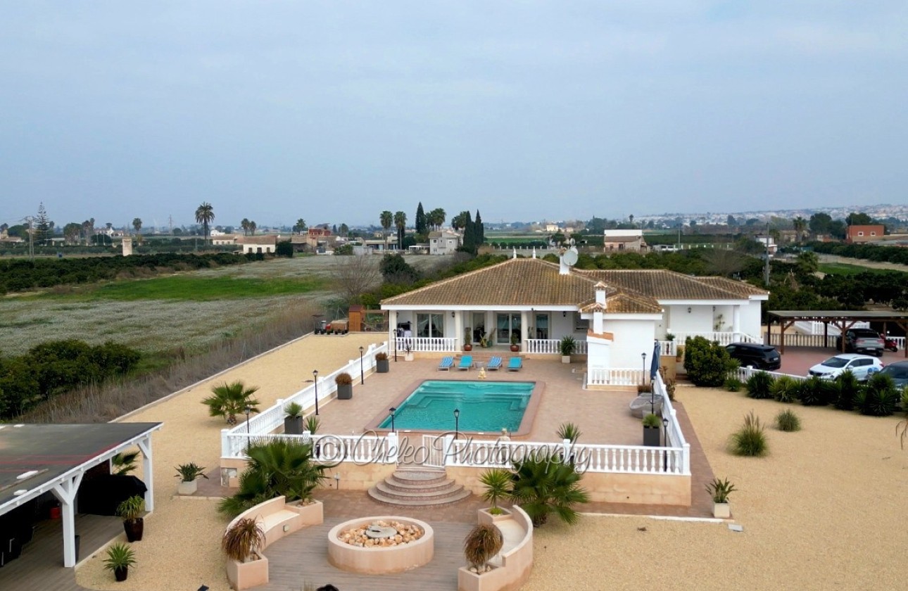 Revente - Villa Individuelle -
Rojales