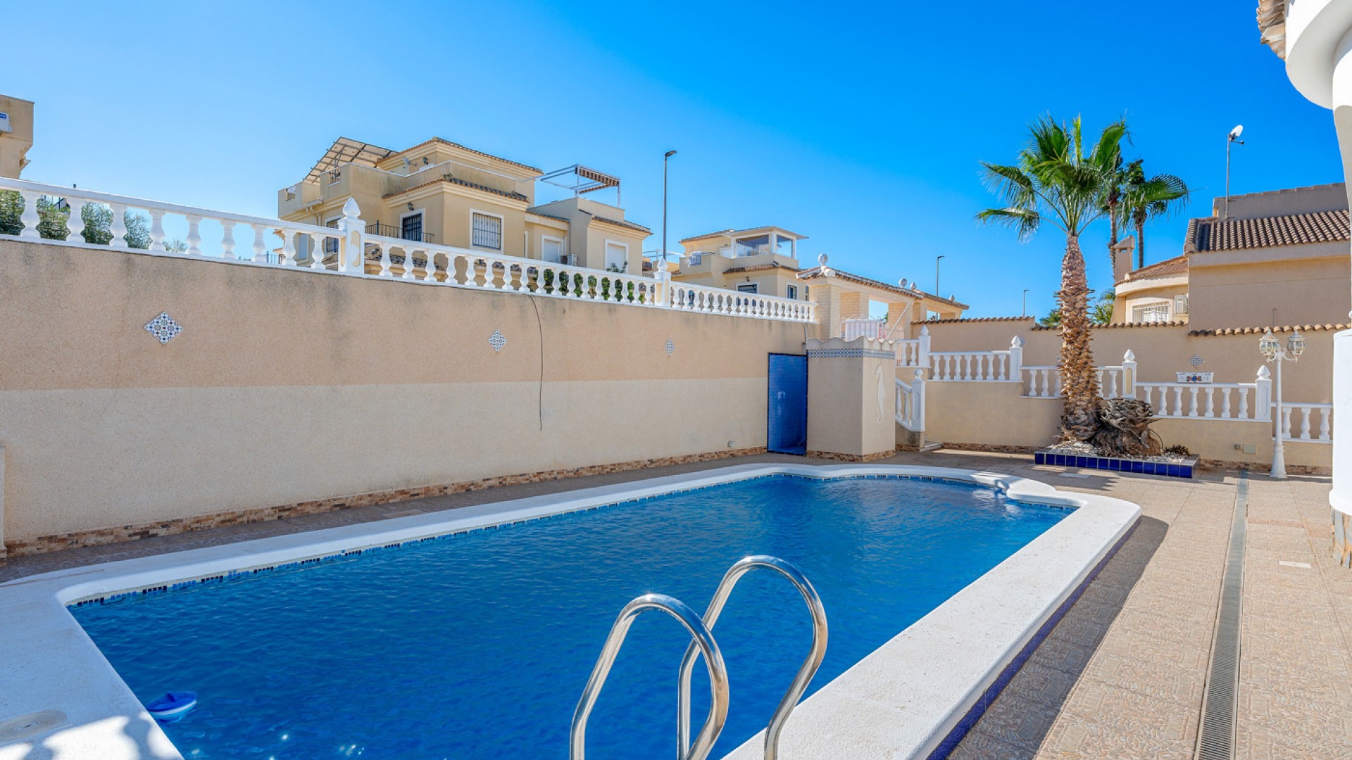 Revente - Villa Individuelle -
Rojales