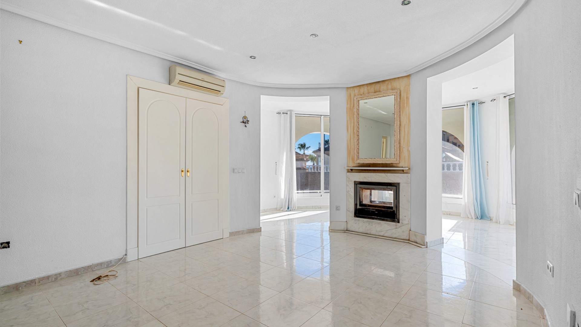 Revente - Villa Individuelle -
Rojales