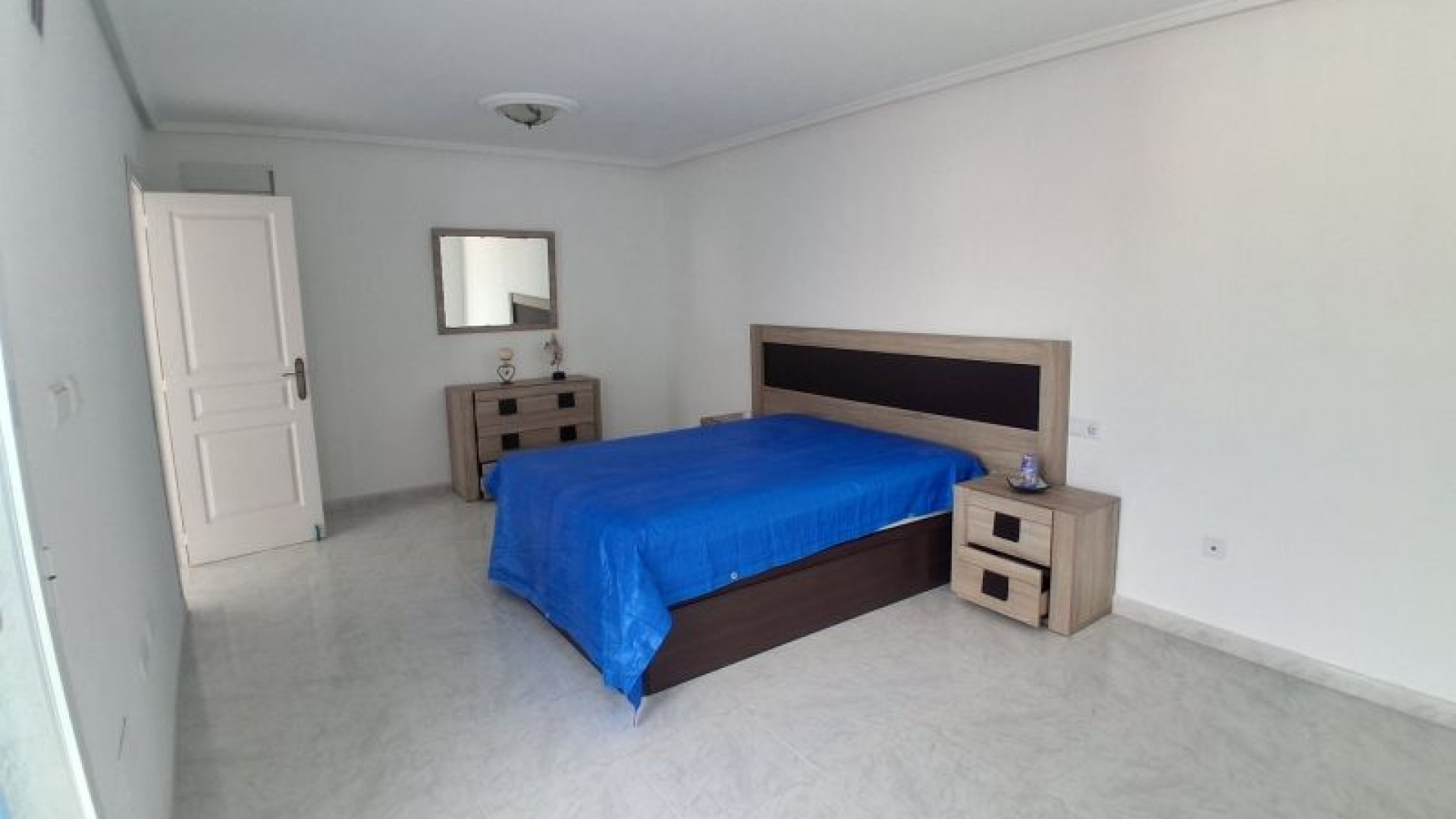 Revente - Villa Individuelle -
Rojales