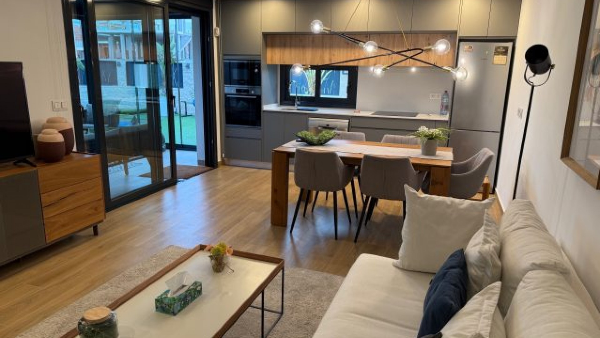 Revente - Villa Individuelle -
Rojales