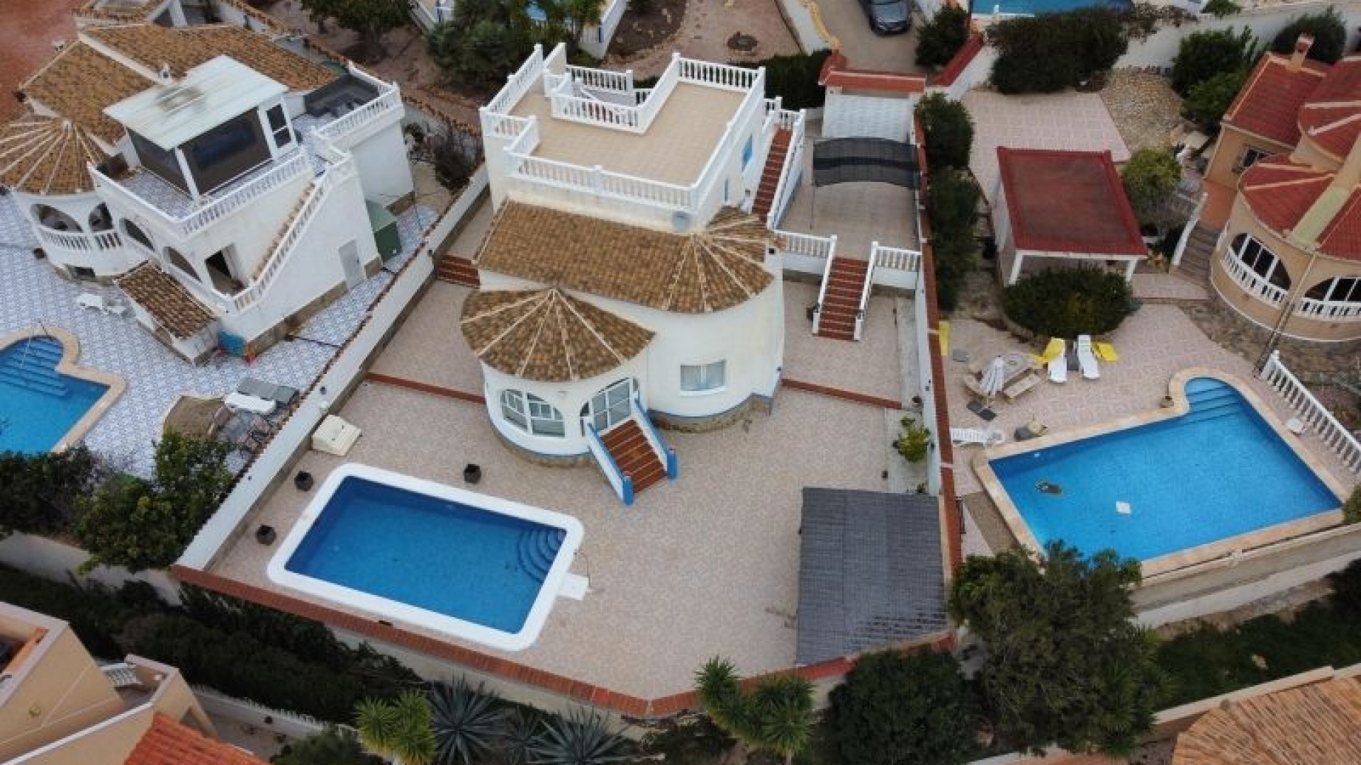 Revente - Villa Individuelle -
Rojales