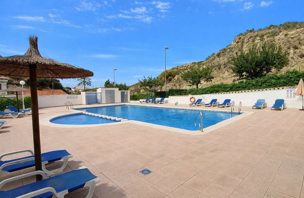 Revente - Villa Individuelle -
Rojales