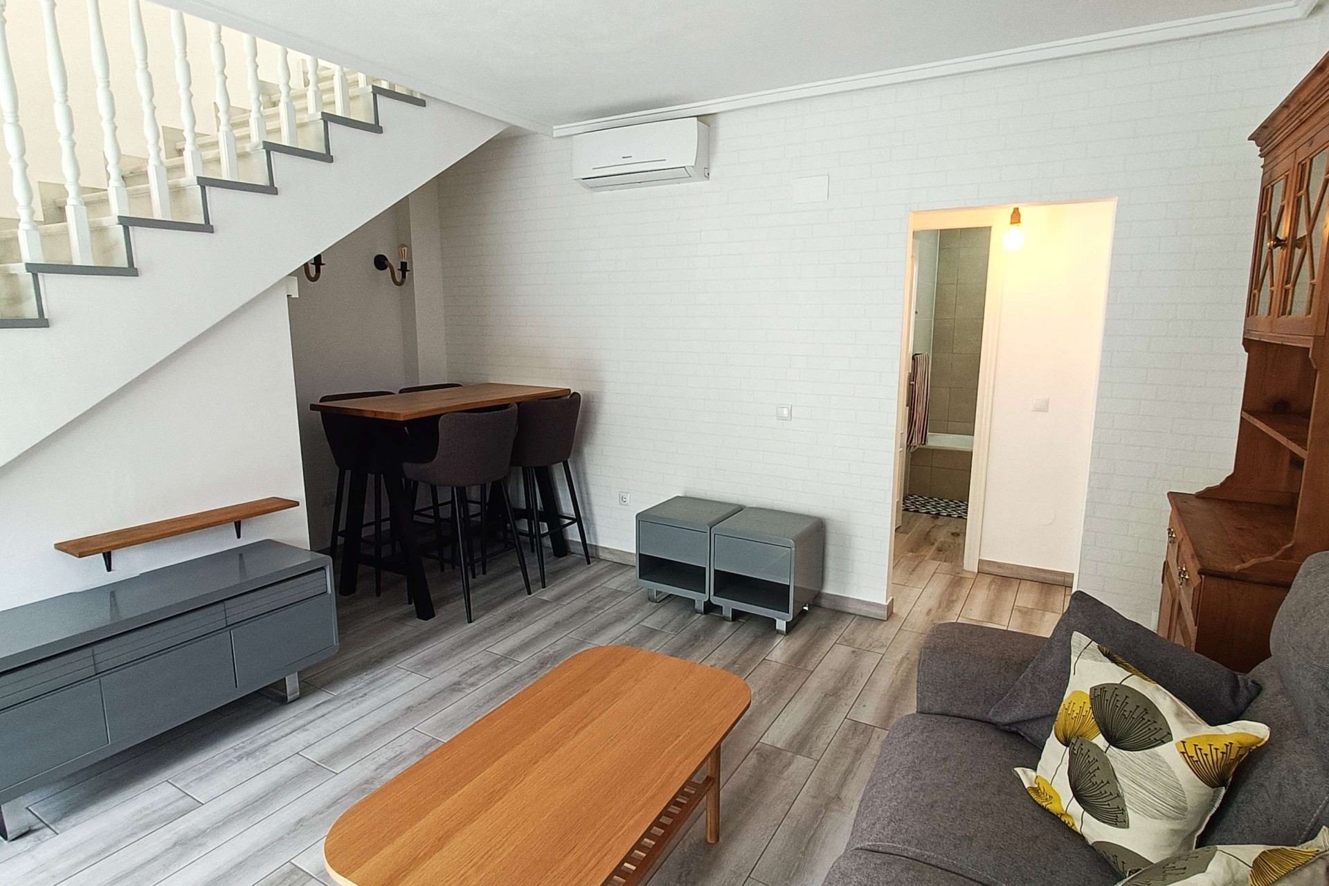 Revente - Villa Individuelle -
Rojales