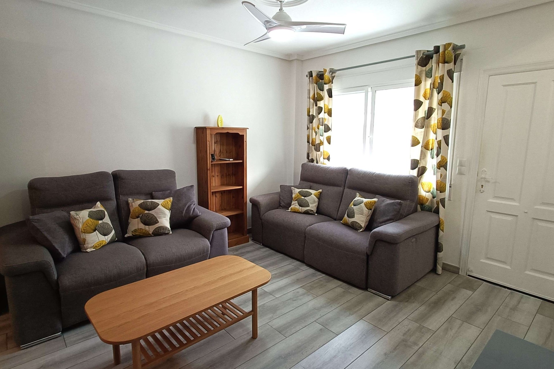 Revente - Villa Individuelle -
Rojales