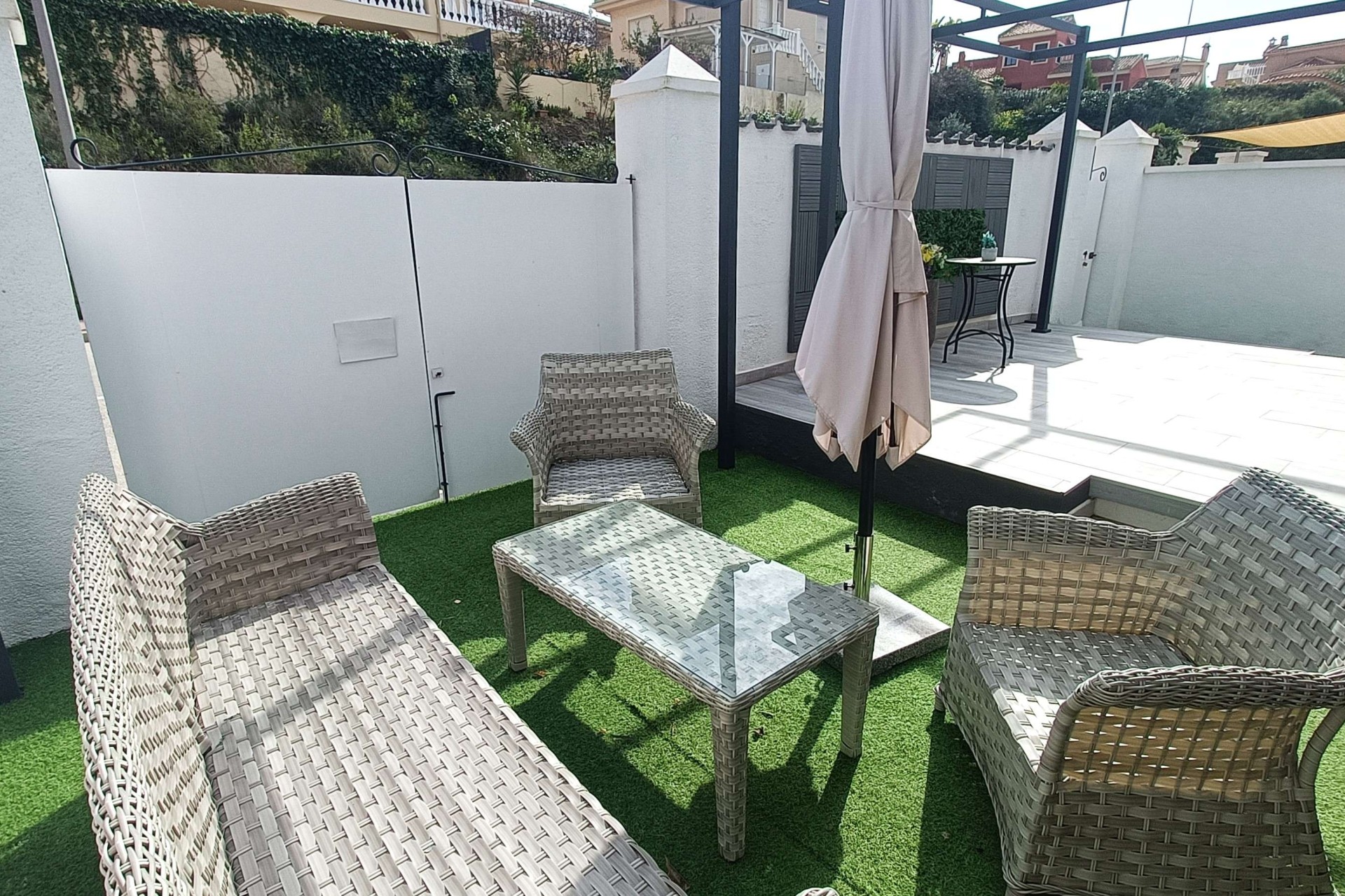 Revente - Villa Individuelle -
Rojales