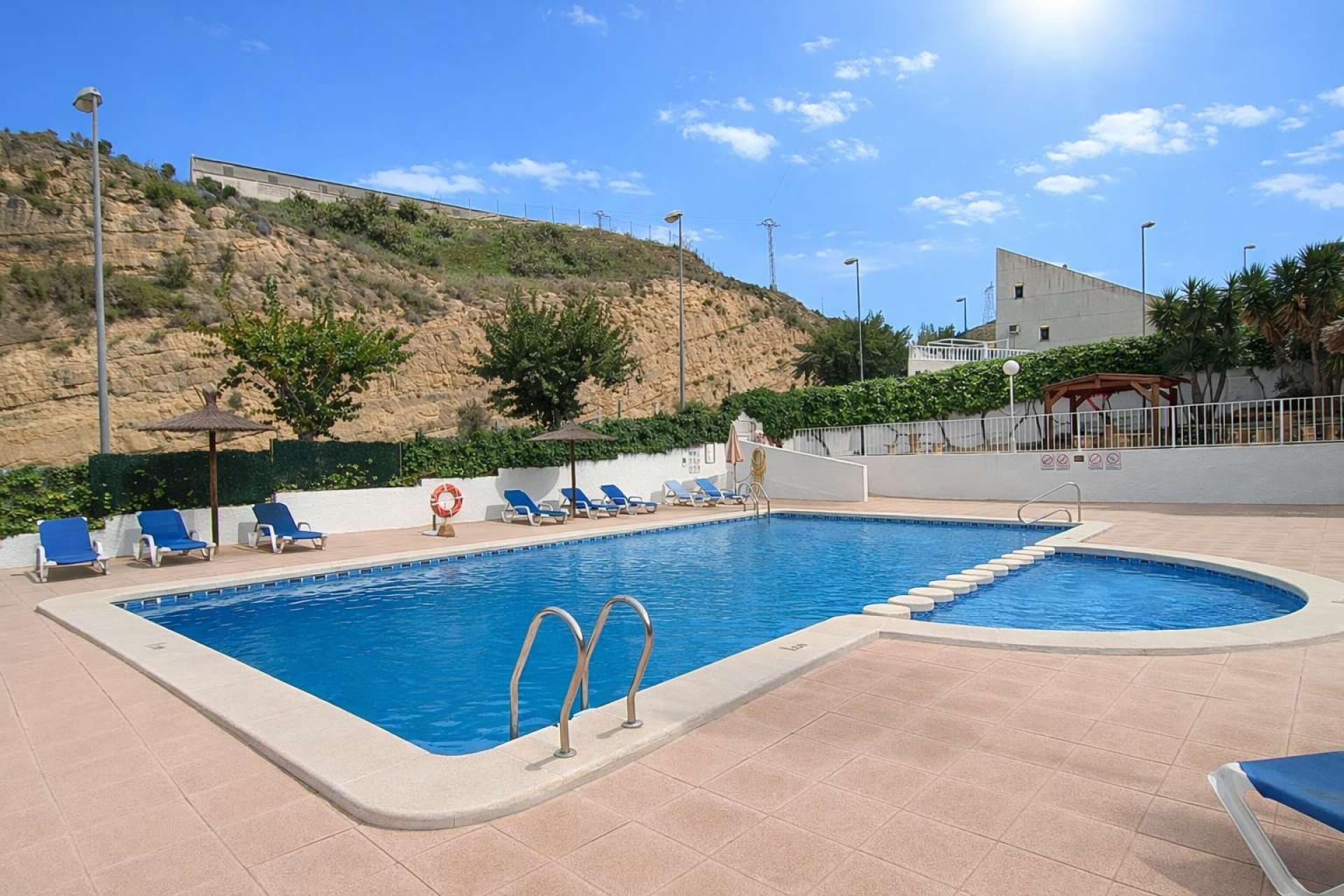 Revente - Villa Individuelle -
Rojales