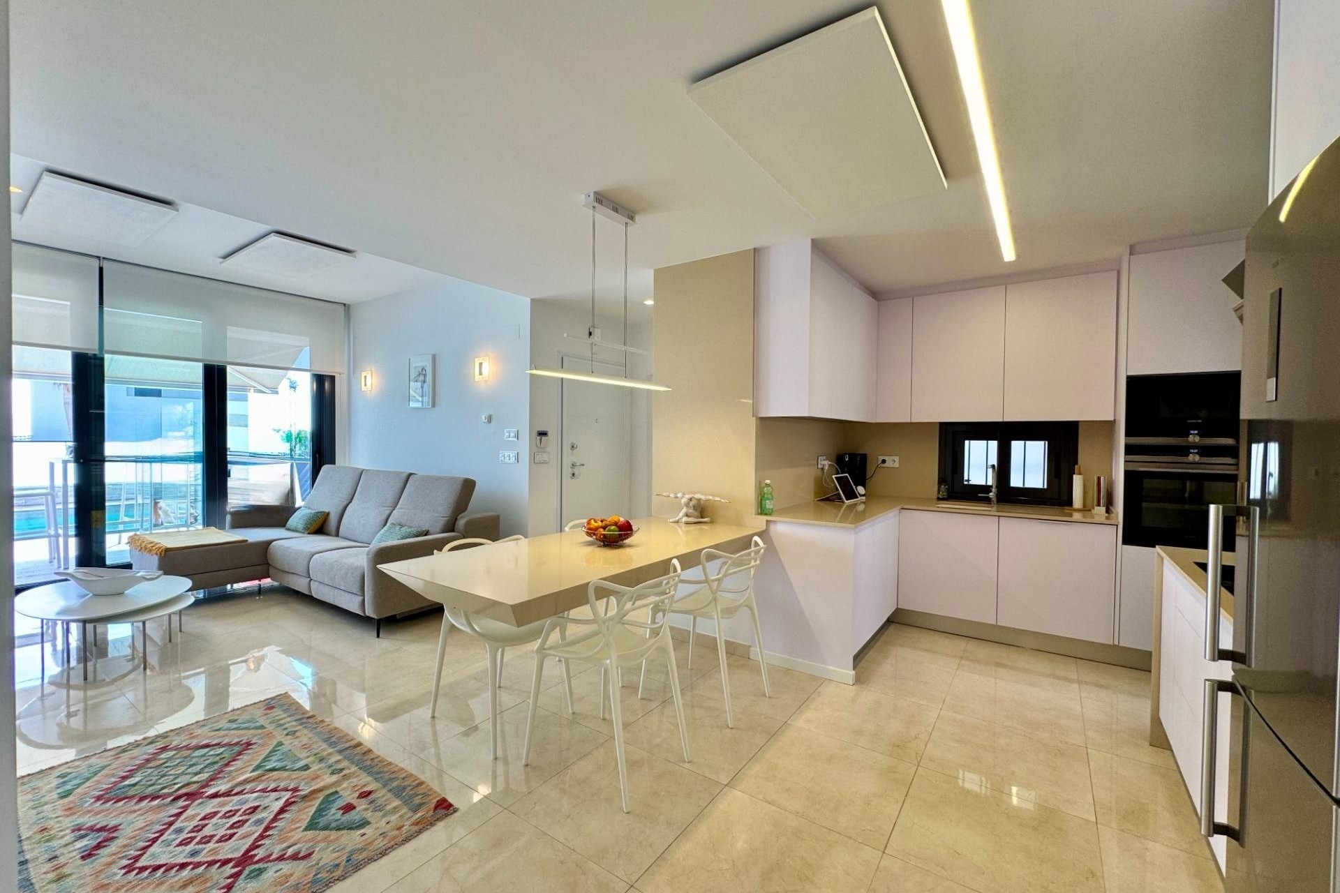 Revente - Villa Individuelle -
San Miguel de Salinas - Bellavista