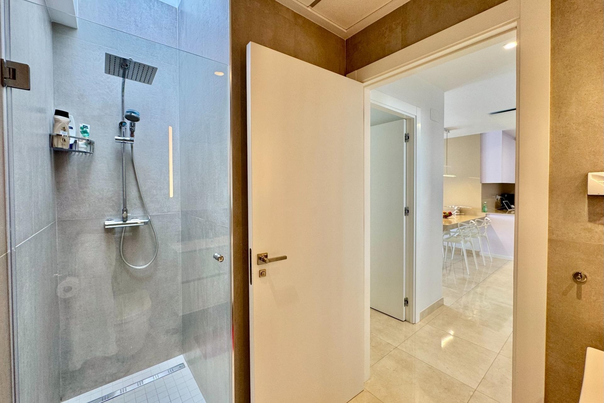 Revente - Villa Individuelle -
San Miguel de Salinas - Bellavista