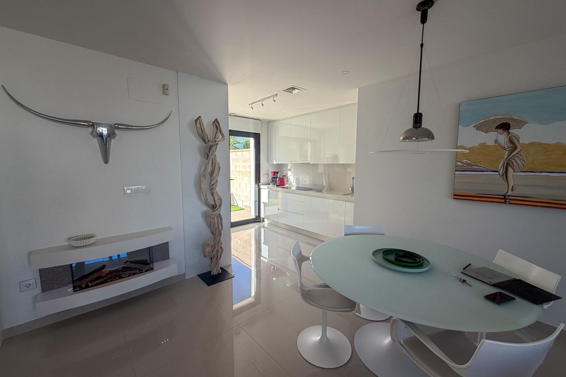Revente - Villa Individuelle -
San Miguel de Salinas - Bellavista