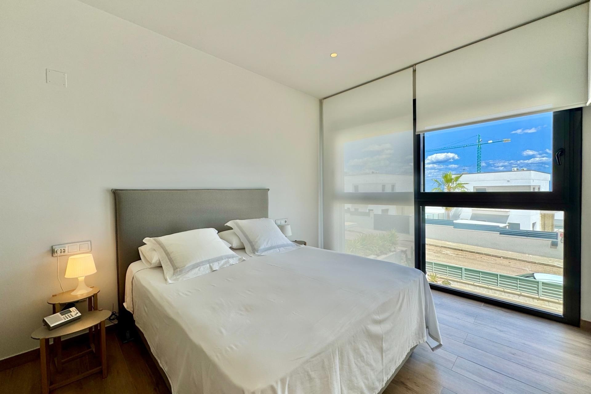 Revente - Villa Individuelle -
San Miguel de Salinas - Bellavista