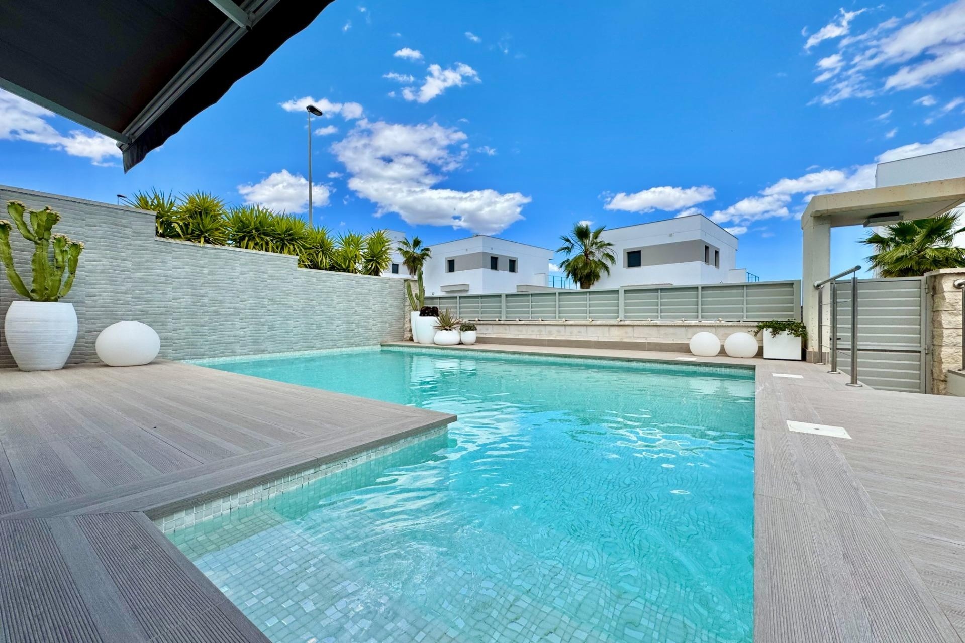 Revente - Villa Individuelle -
San Miguel de Salinas - Bellavista