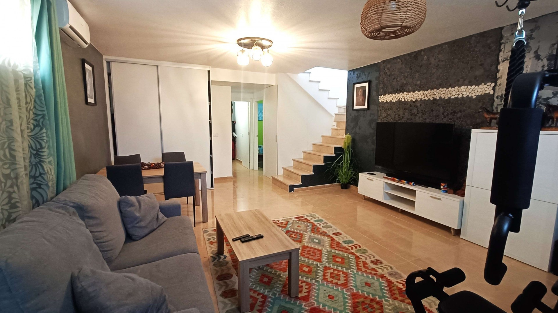 Revente - Villa Individuelle -
San Miguel de Salinas - Comunidad de las Comunicaciones