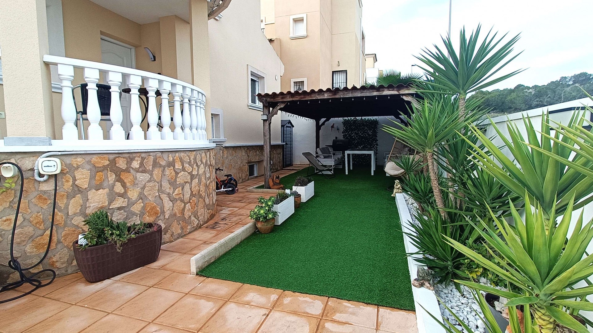 Revente - Villa Individuelle -
San Miguel de Salinas - Comunidad de las Comunicaciones