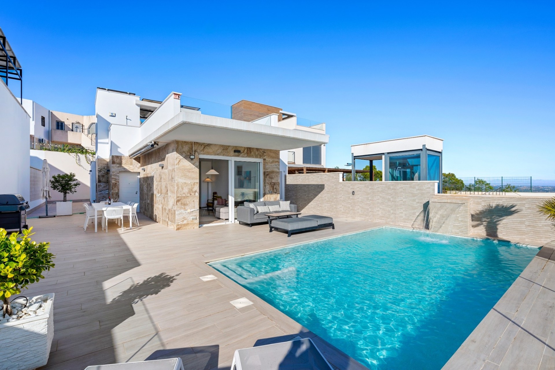 Revente - Villa Individuelle -
San Miguel de Salinas - Inland