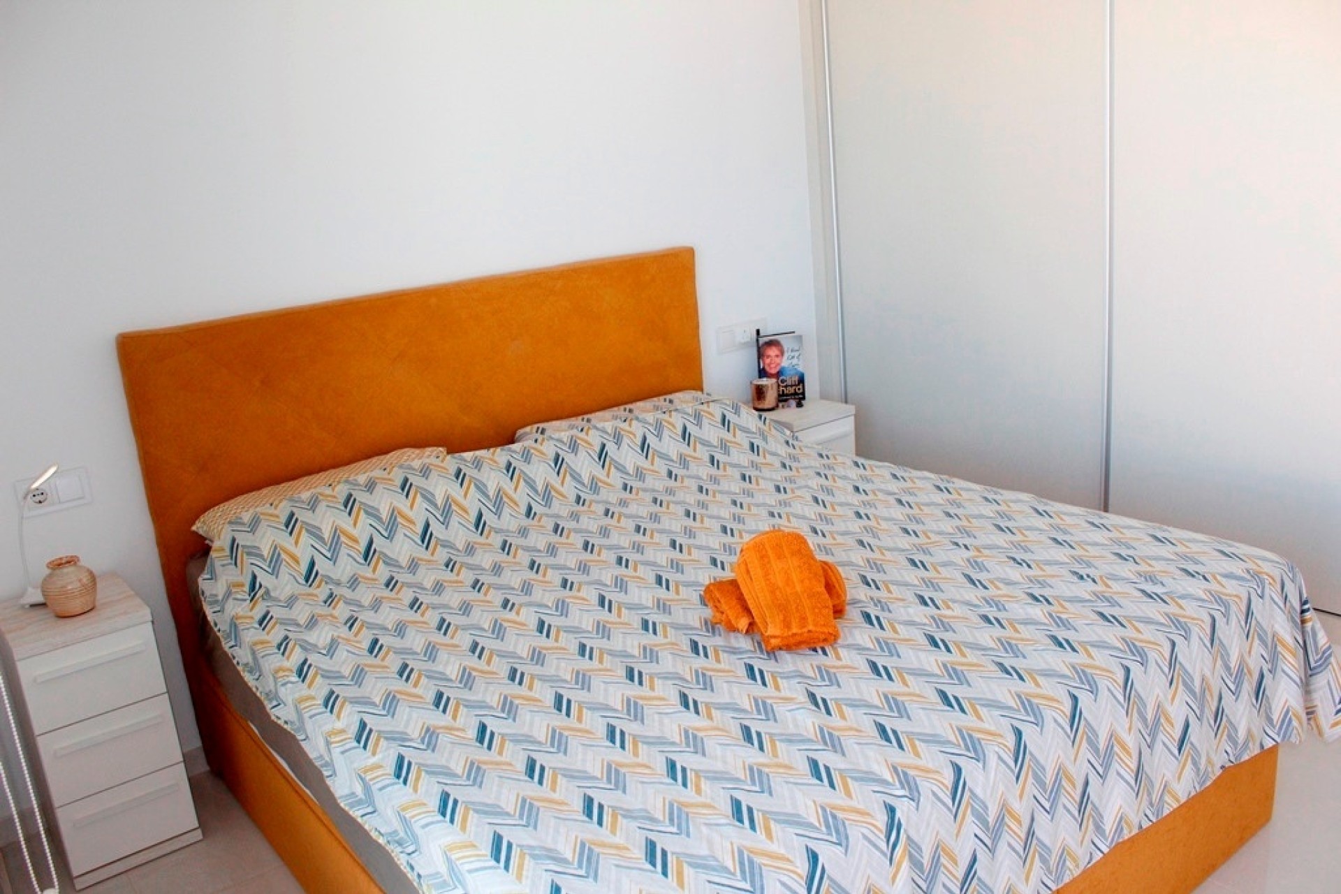 Revente - Villa Individuelle -
San Miguel de Salinas - Inland