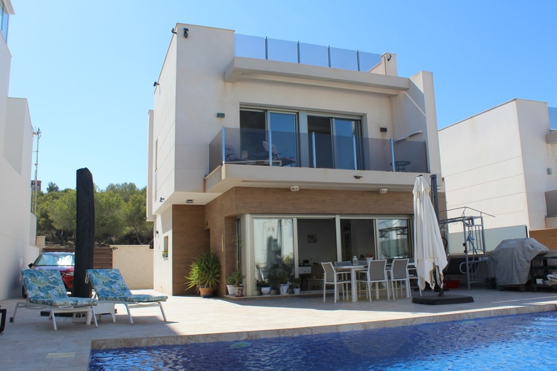 Revente - Villa Individuelle -
San Miguel de Salinas - Inland