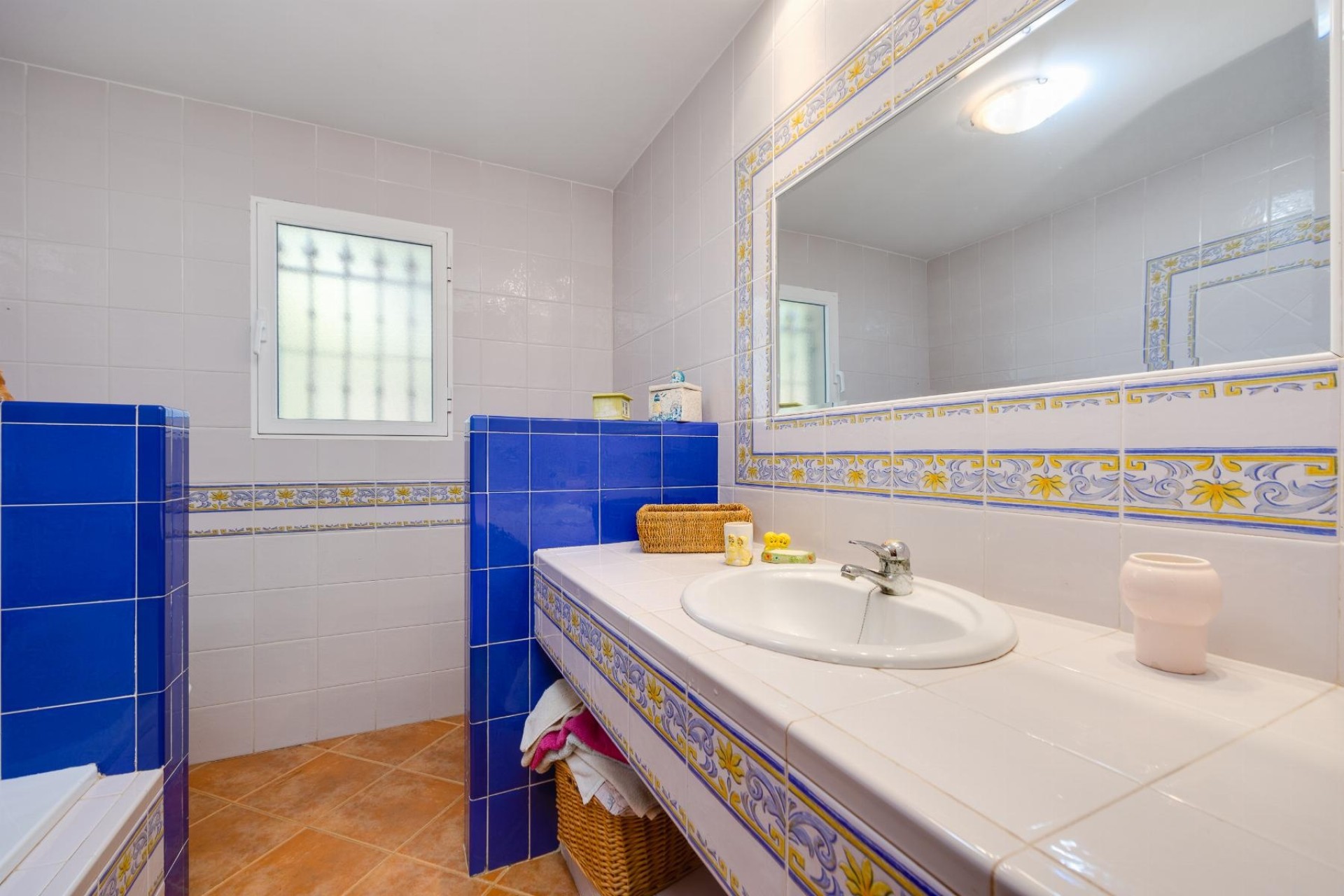 Revente - Villa Individuelle -
San Miguel de Salinas - Inland