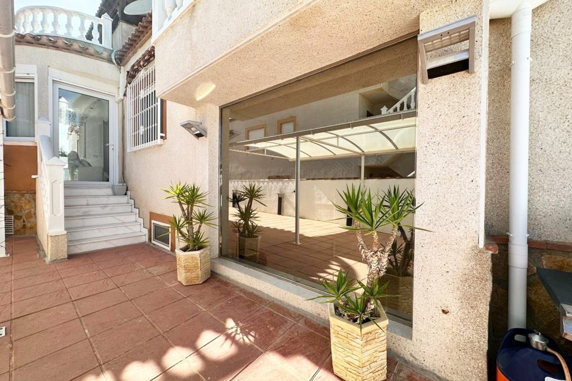 Revente - Villa Individuelle -
San Miguel de Salinas - Inland
