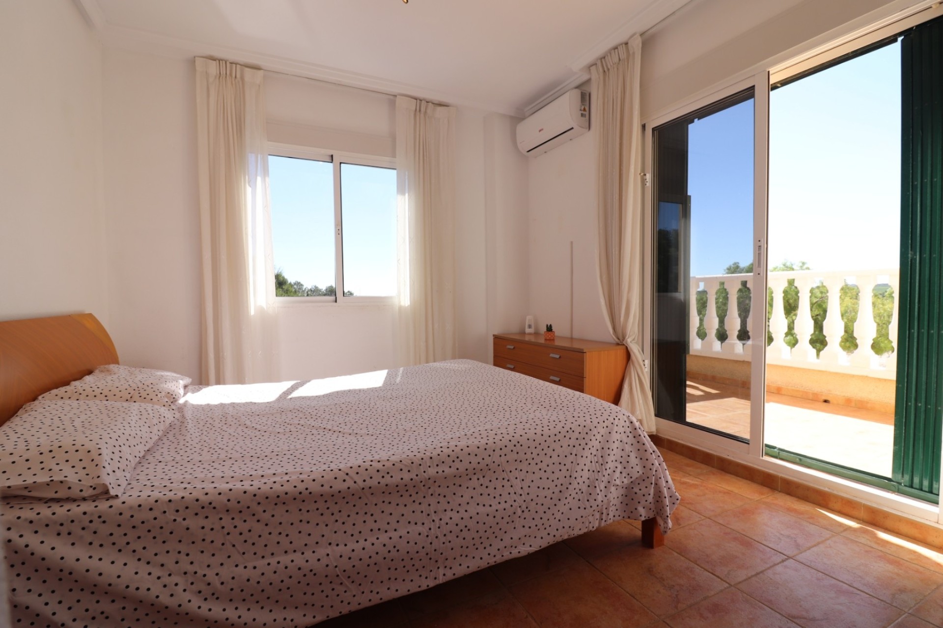 Revente - Villa individuelle -
San Miguel de Salinas - Lake View Mansions