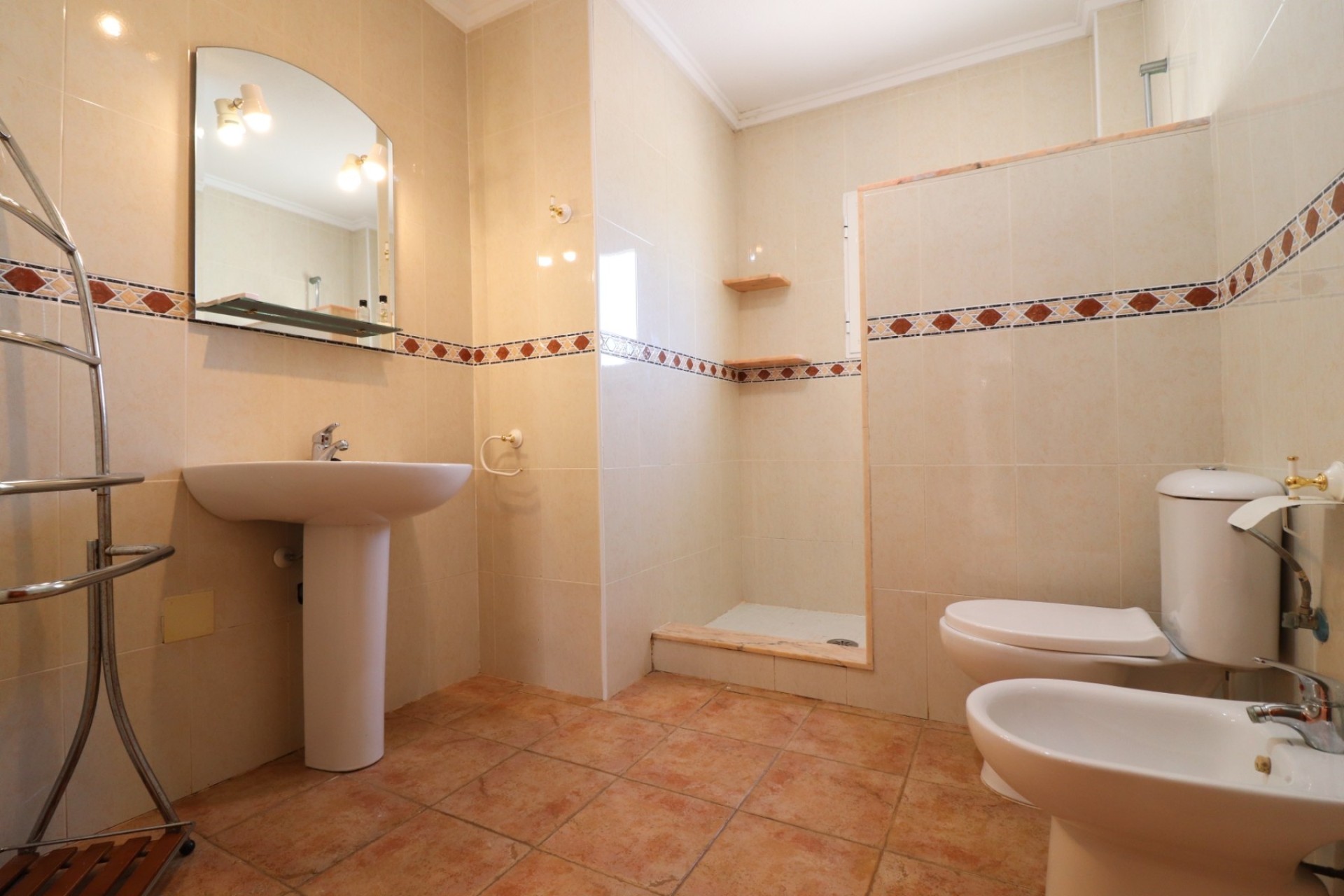 Revente - Villa individuelle -
San Miguel de Salinas - Lake View Mansions