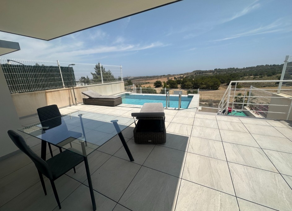 Revente - Villa Individuelle -
San Miguel de Salinas - San Miguel Salinas