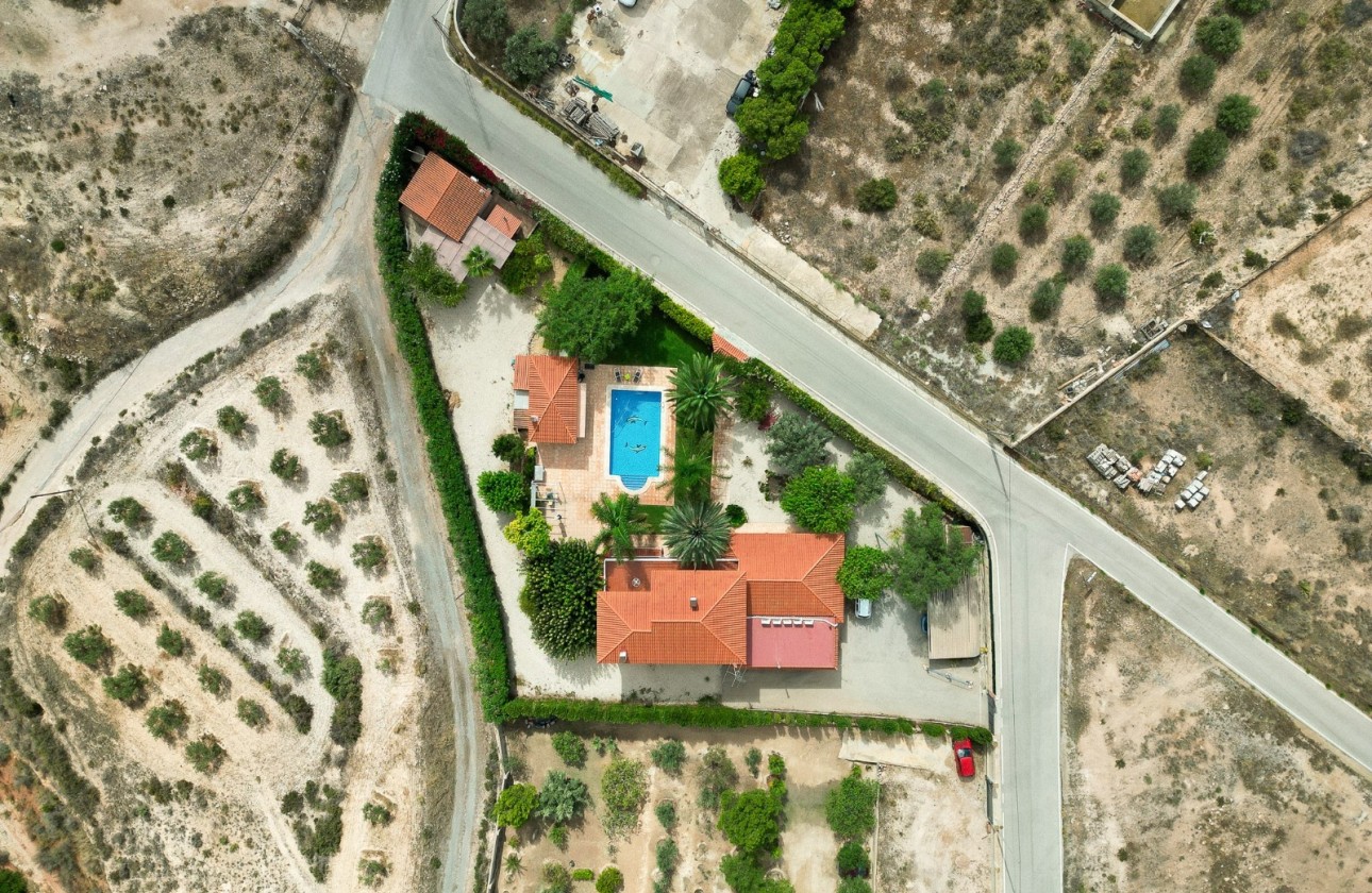 Revente - Villa Individuelle -
San Vicente del Raspeig - Inland