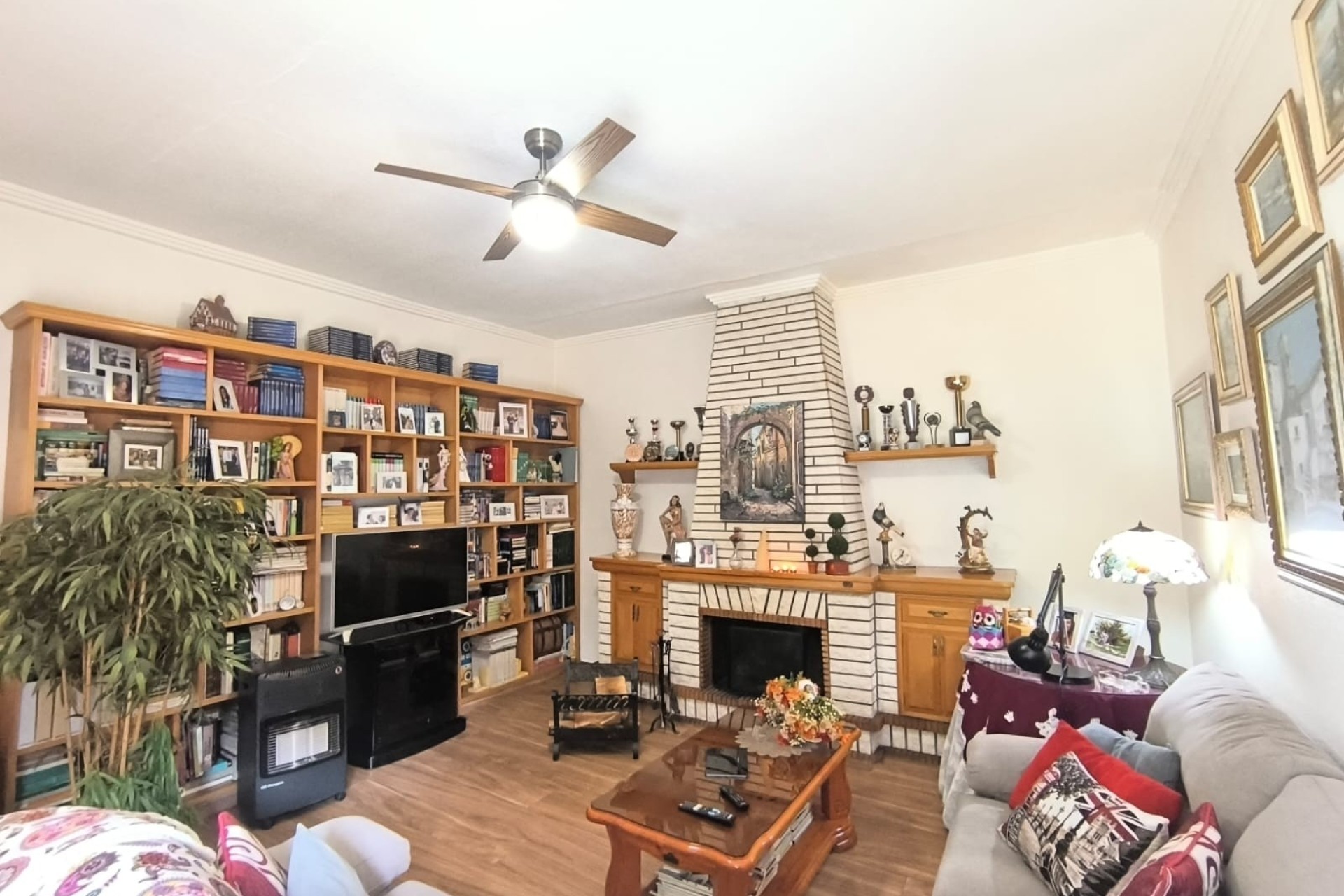 Revente - Villa Individuelle -
SAX - Inland