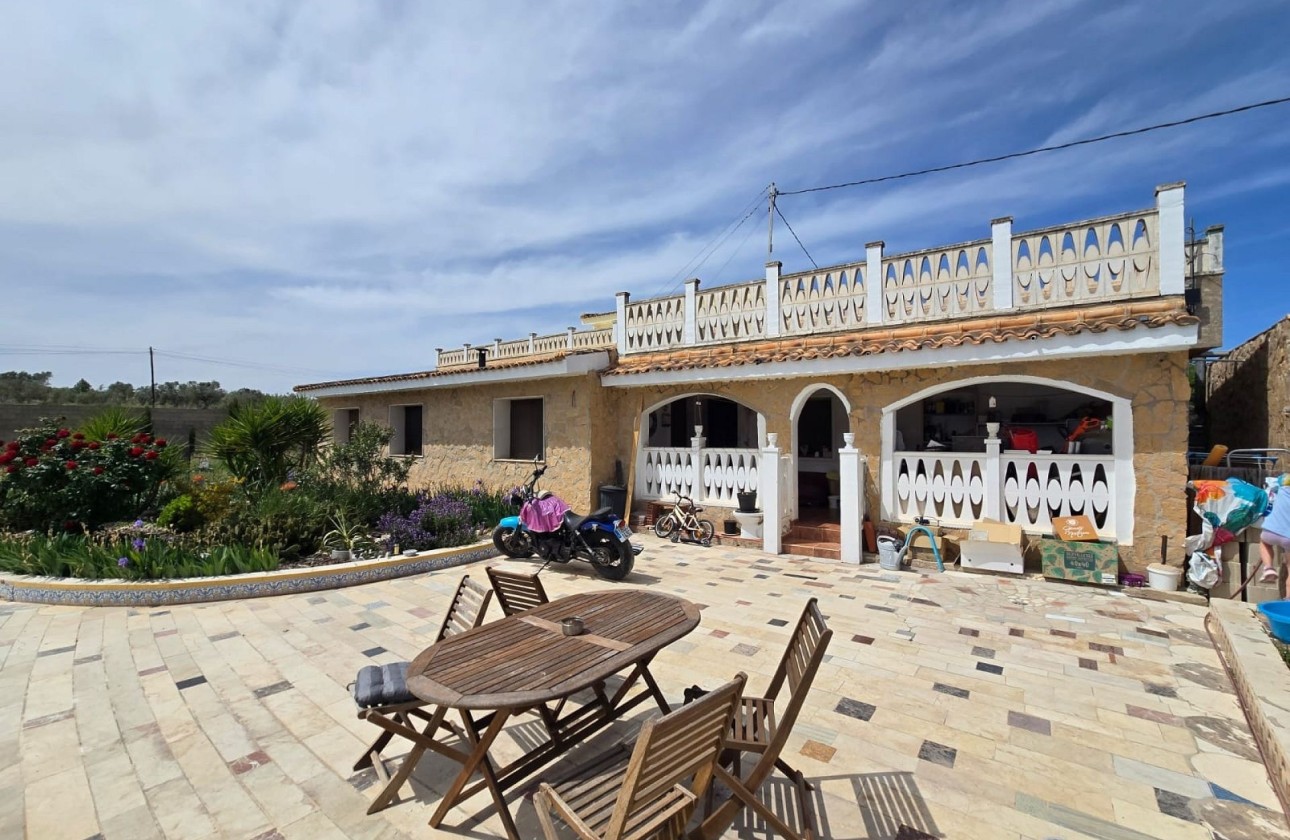 Revente - Villa individuelle -
Sax