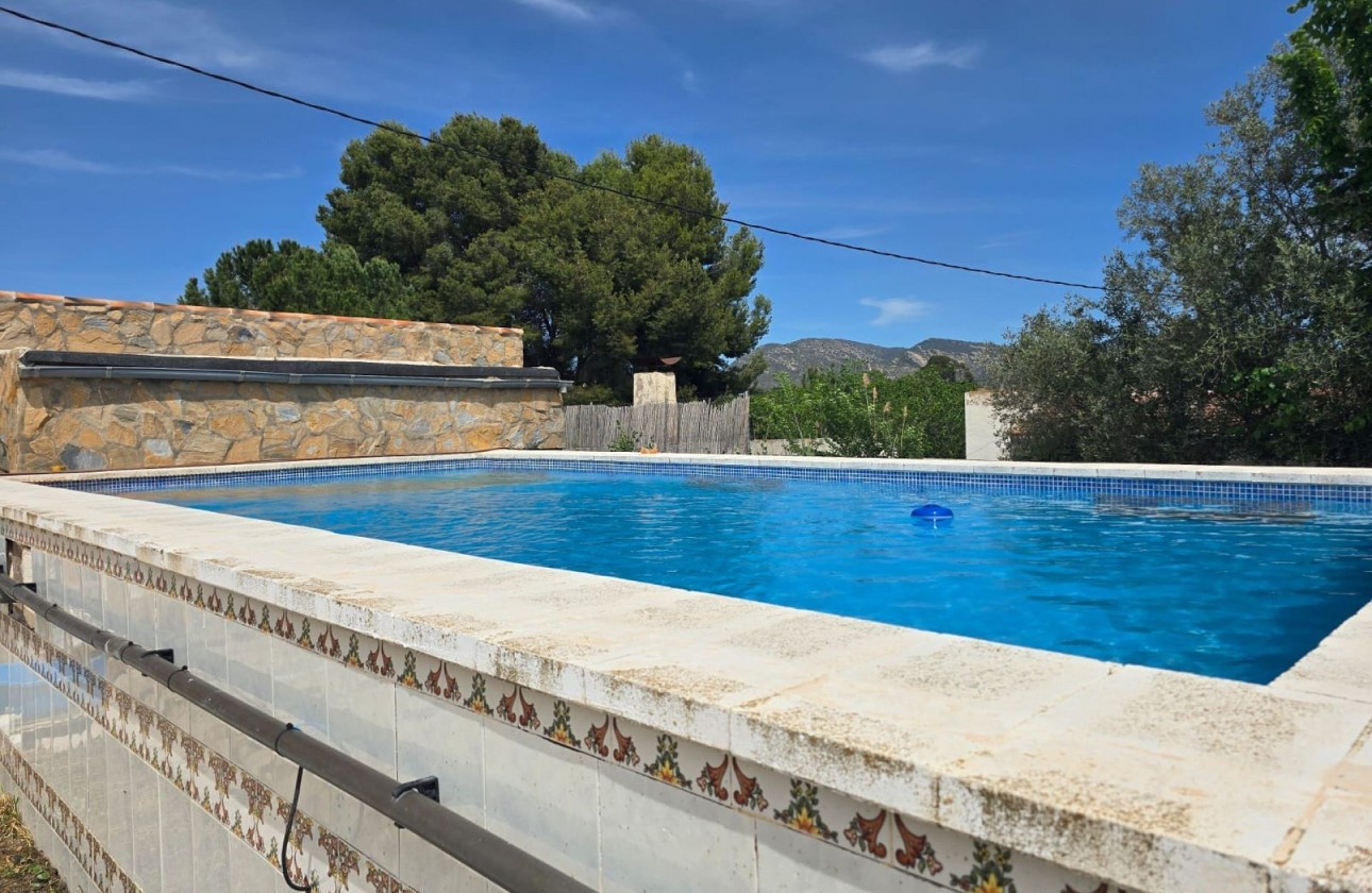 Revente - Villa individuelle -
Sax