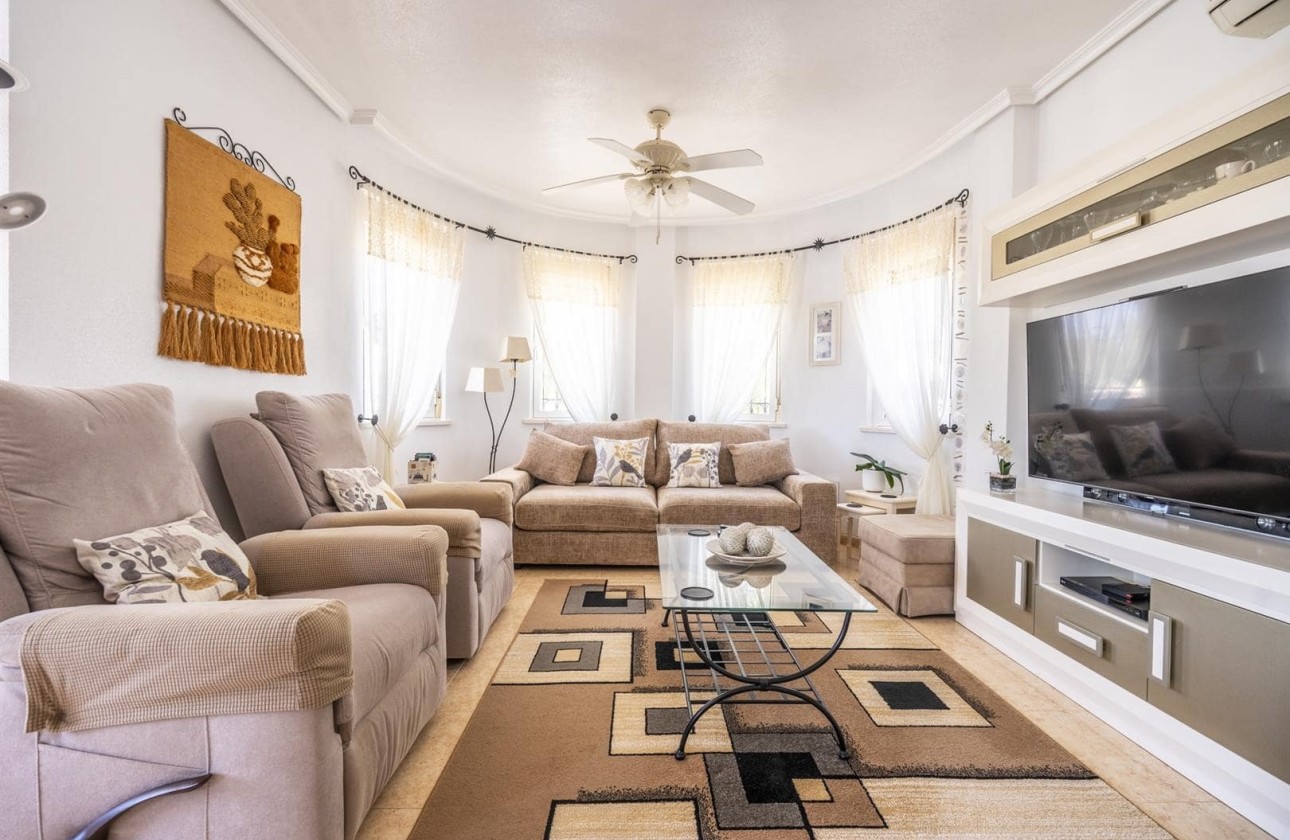 Revente - Villa Individuelle -
Sucina