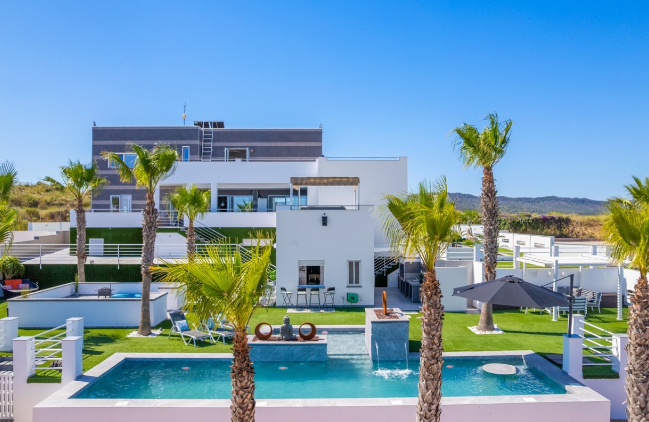 Revente - Villa Individuelle -
Torremendo