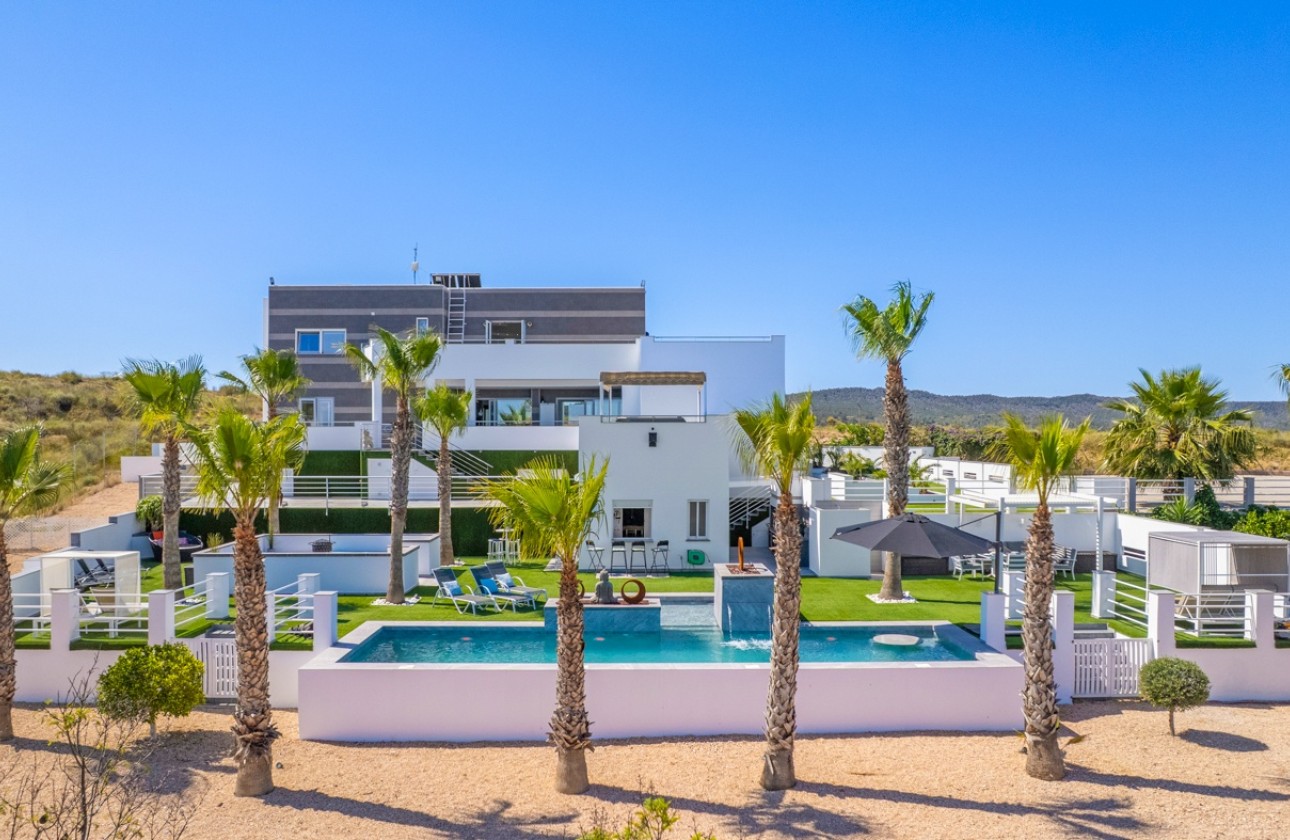 Revente - Villa Individuelle -
Torremendo
