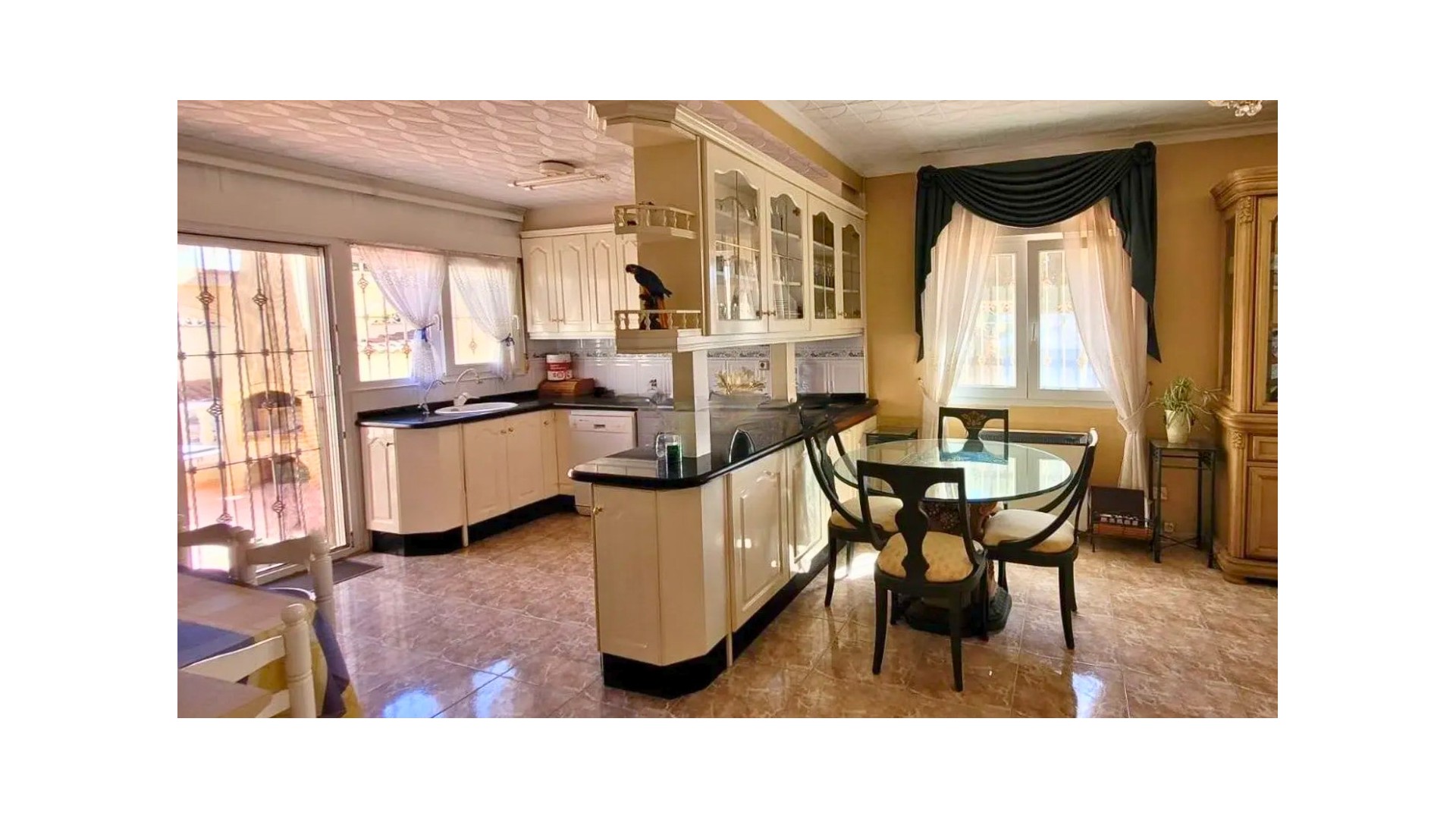 Revente - Villa Individuelle -
Torrevieja - 0