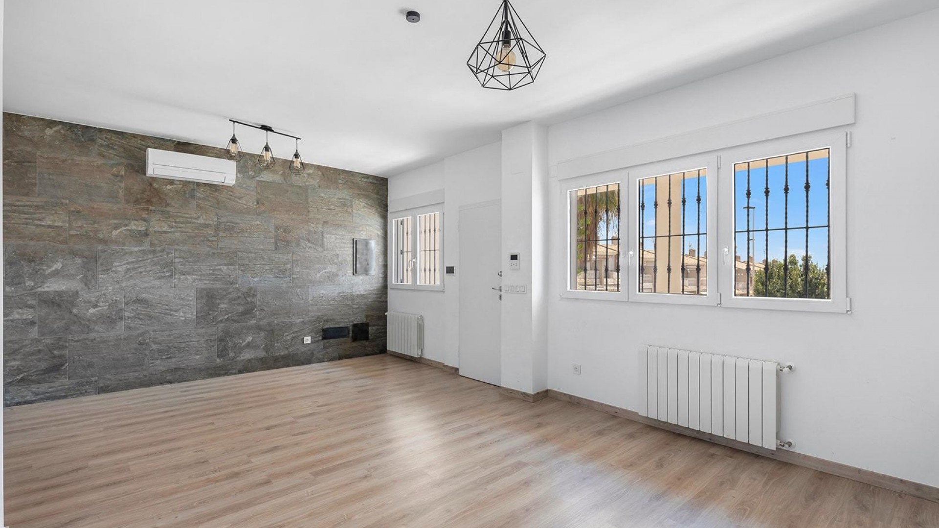 Revente - Villa Individuelle -
Torrevieja - Aguas Nuevas