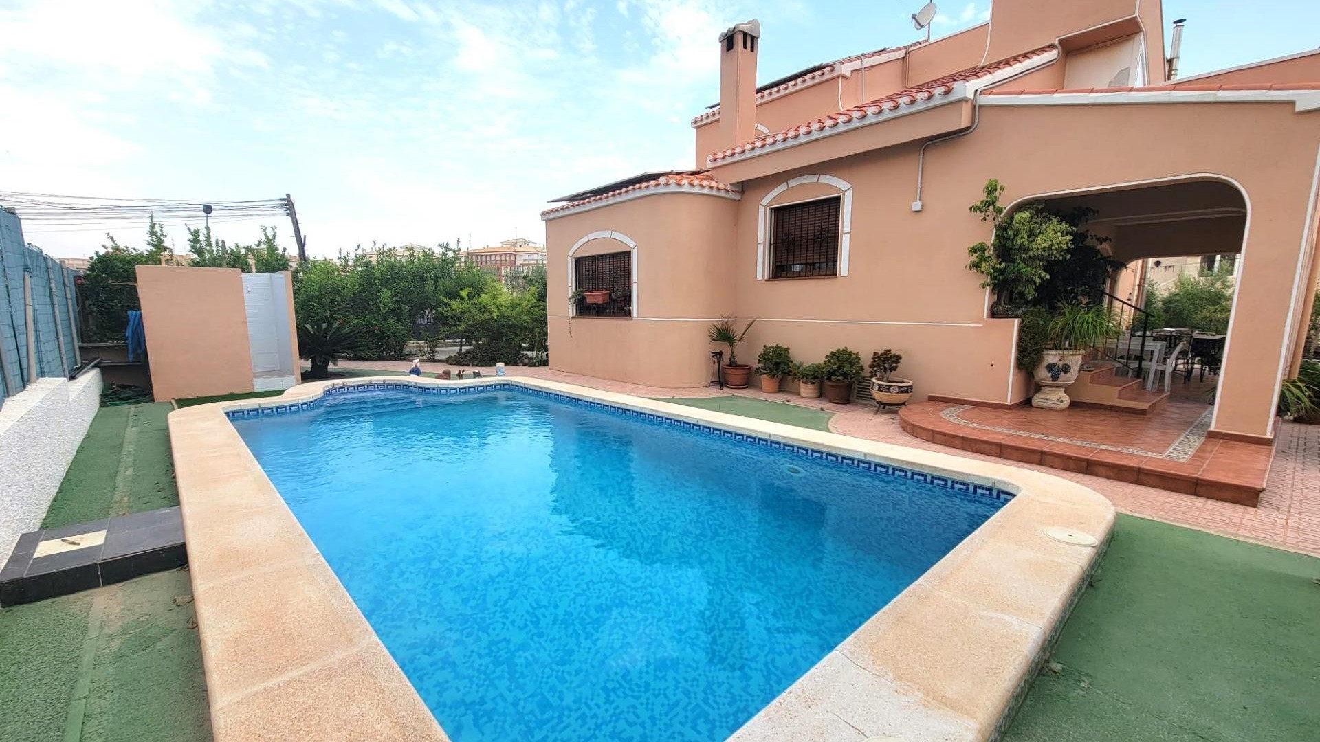 Revente - Villa Individuelle -
Torrevieja - Aguas Nuevas