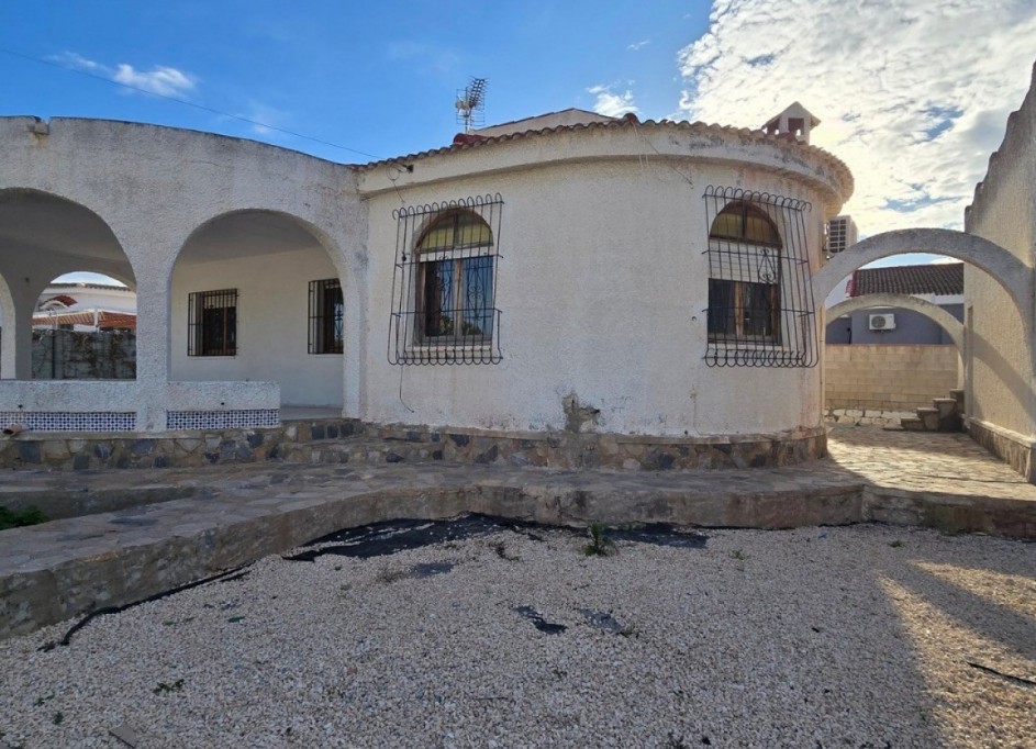 Revente - Villa Individuelle -
Torrevieja - El Chaparal
