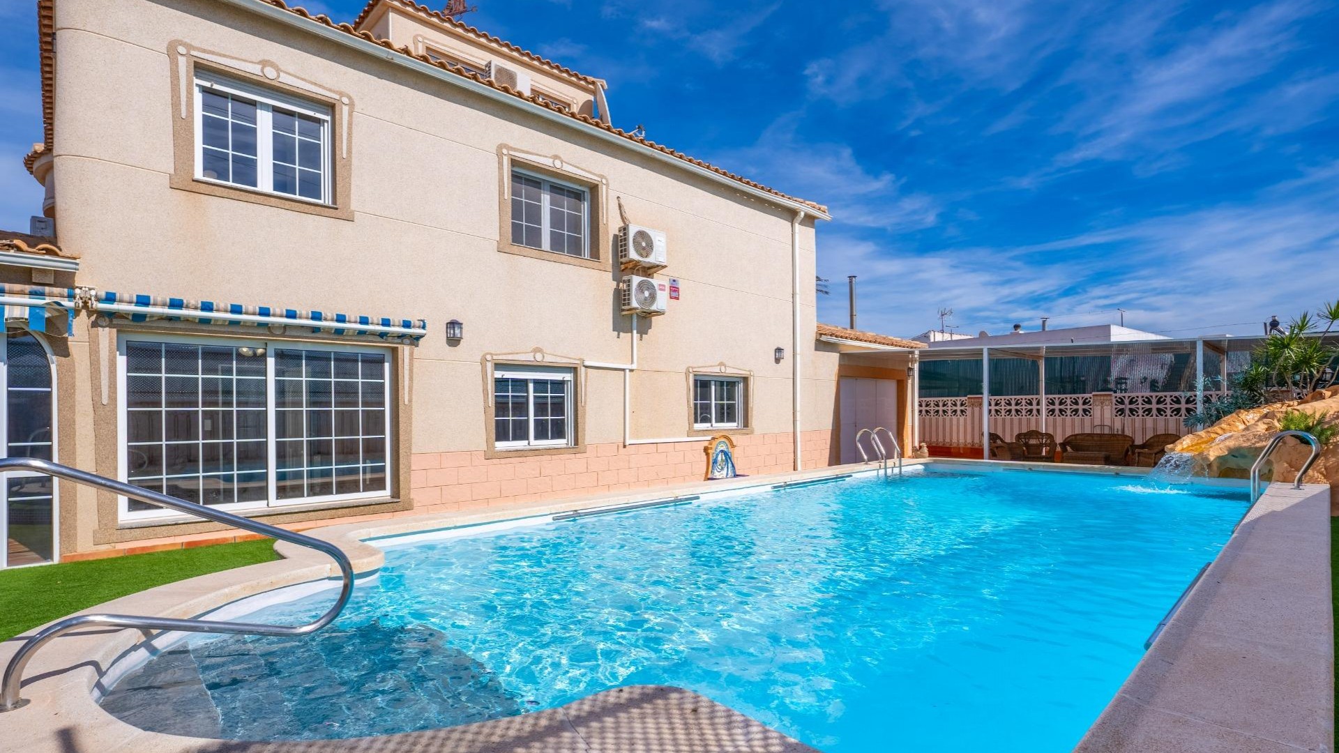 Revente - Villa Individuelle -
Torrevieja - El chaparral