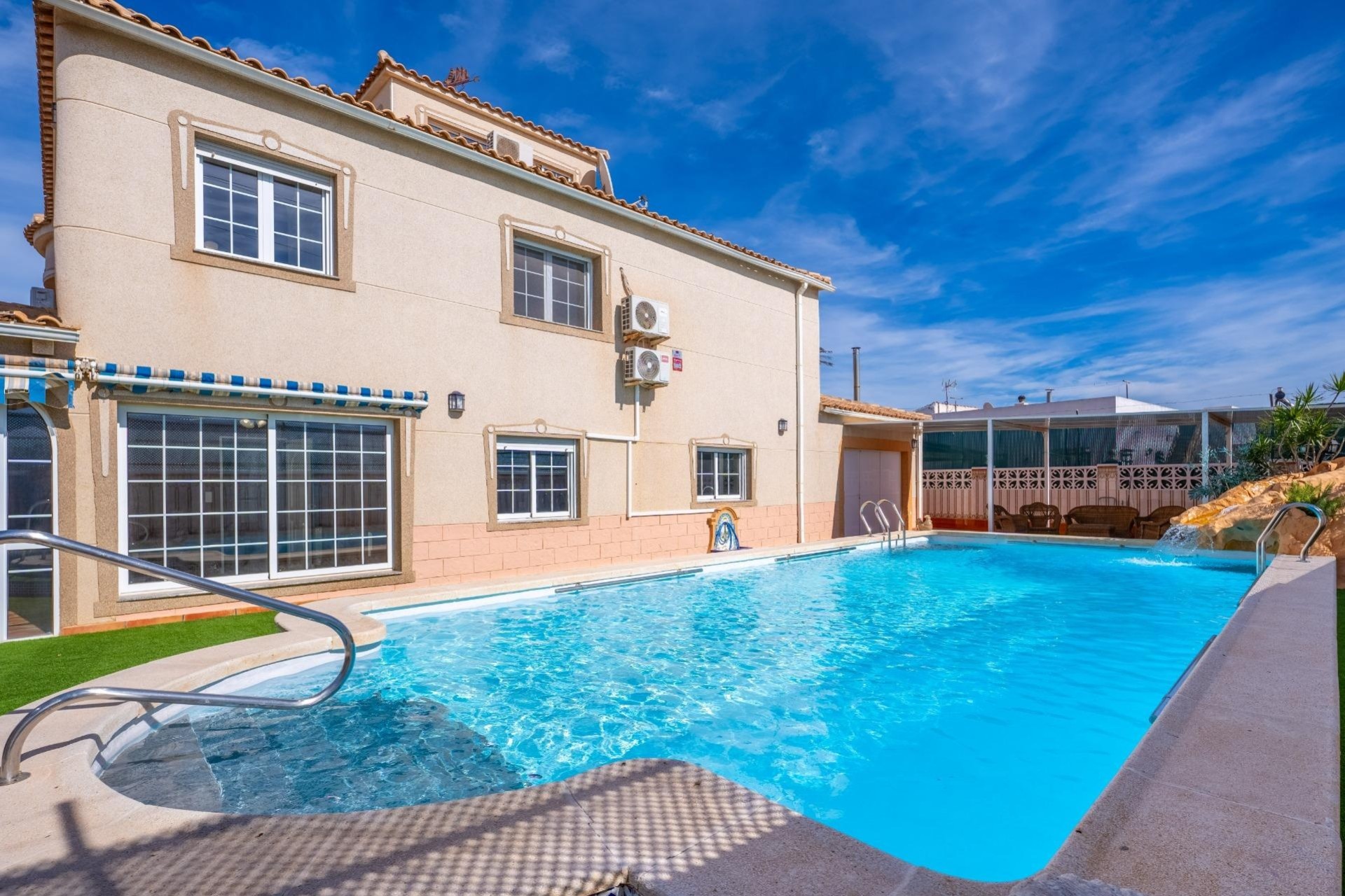 Revente - Villa Individuelle -
Torrevieja - El chaparral