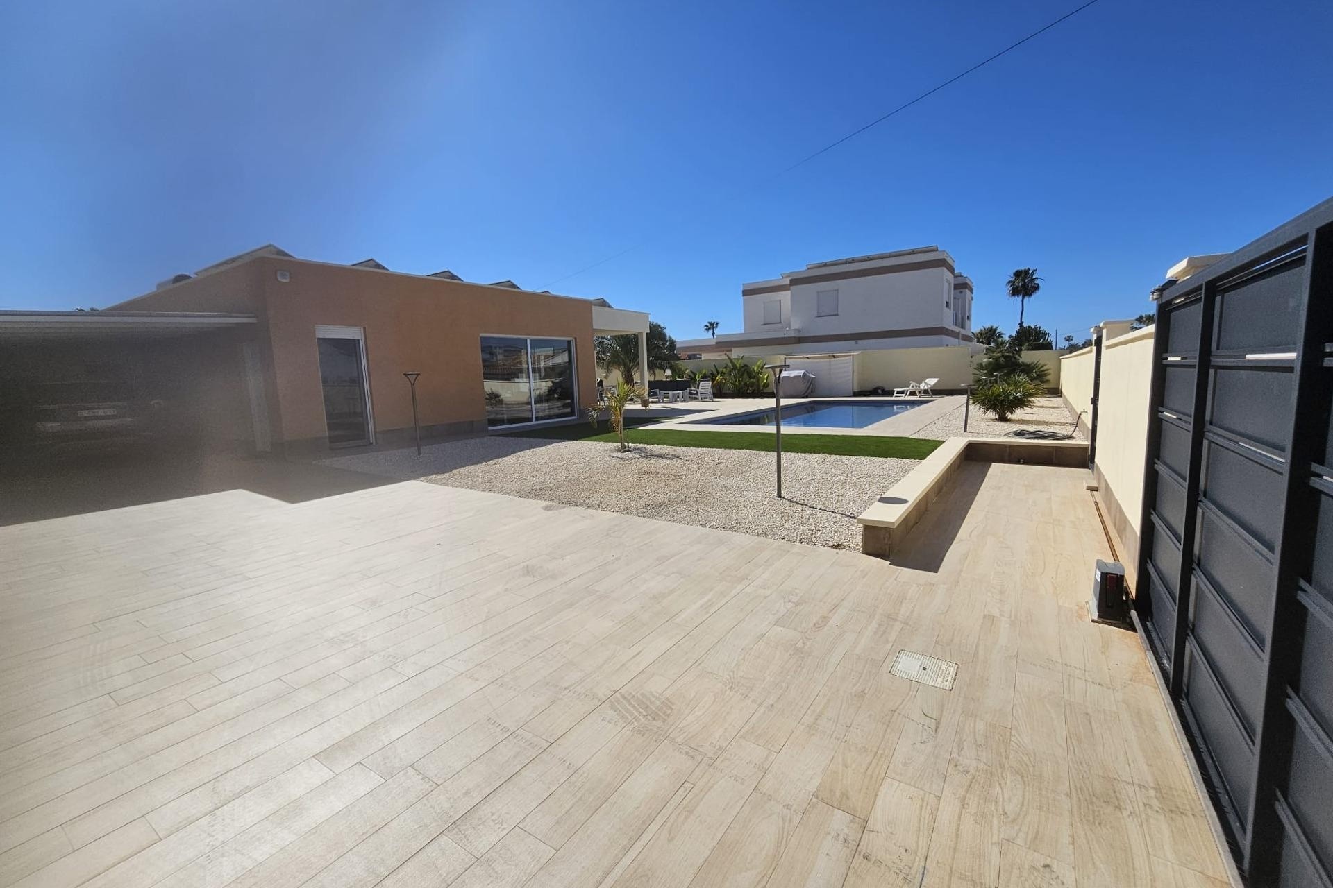 Revente - Villa Individuelle -
Torrevieja - La Siesta - El Salado - Torreta