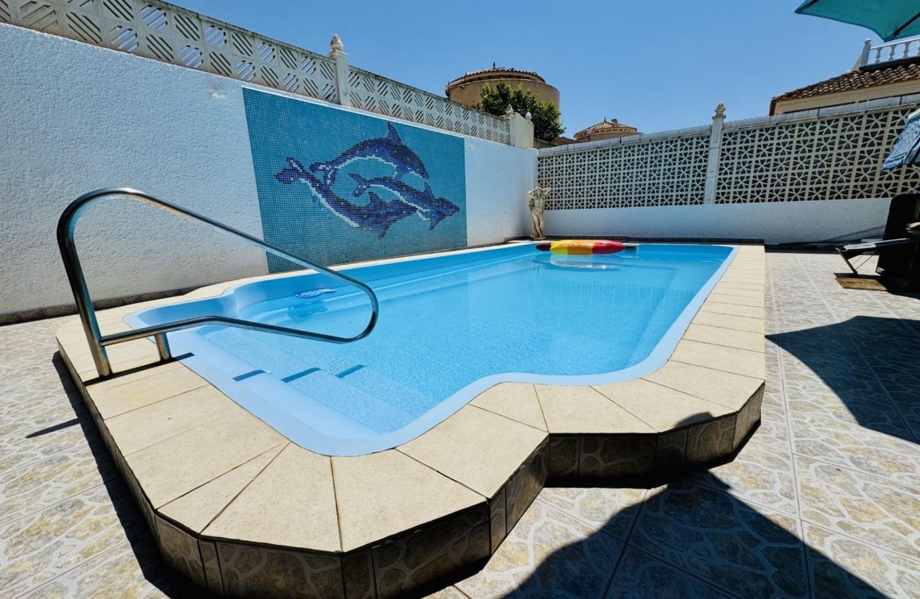Revente - Villa Individuelle -
Torrevieja - La Siesta - El Salado - Torreta