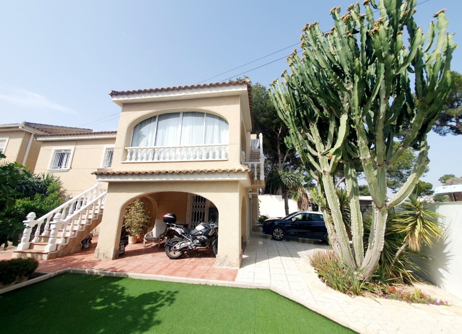 Revente - Villa Individuelle -
Torrevieja - Los Balcones