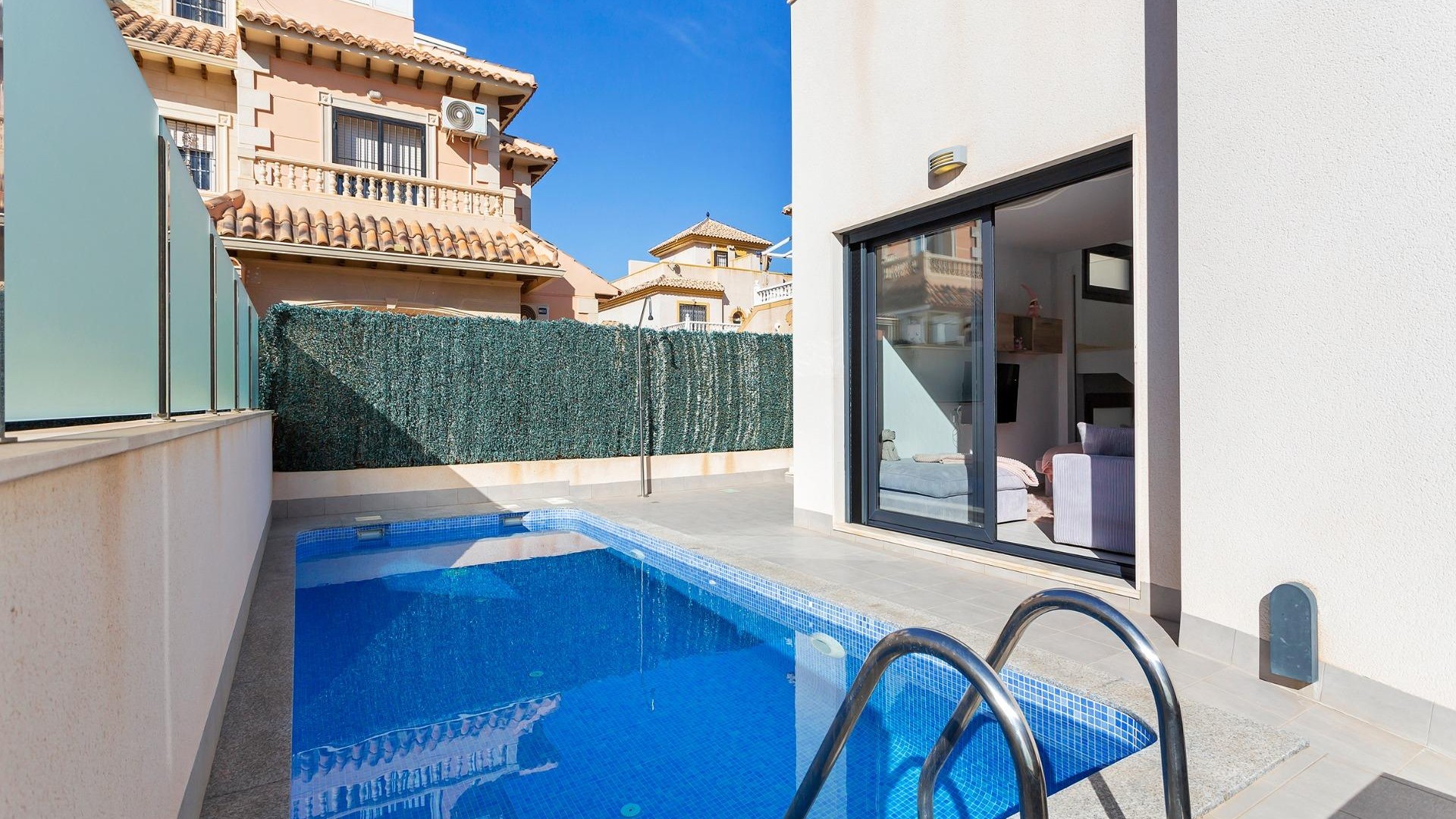 Revente - Villa Individuelle -
Torrevieja - Sector 25
