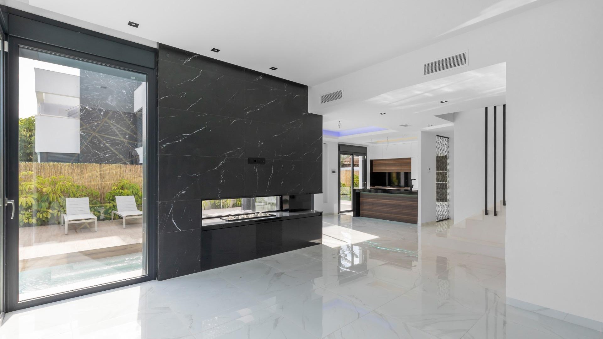 Revente - Villa Individuelle -
Torrevieja - Torreta florida