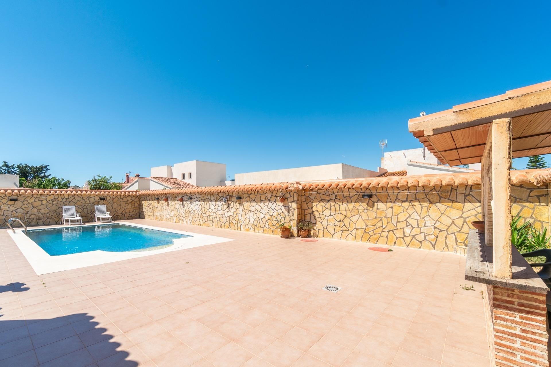 Revente - Villa Individuelle -
Torrevieja - Torreta florida