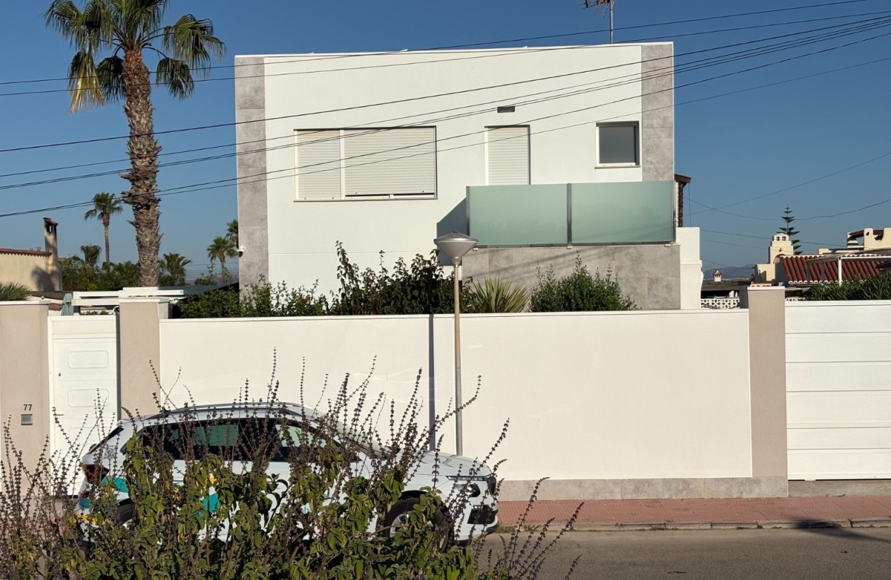 Revente - Villa Individuelle -
Torrevieja - Torreta - Florida