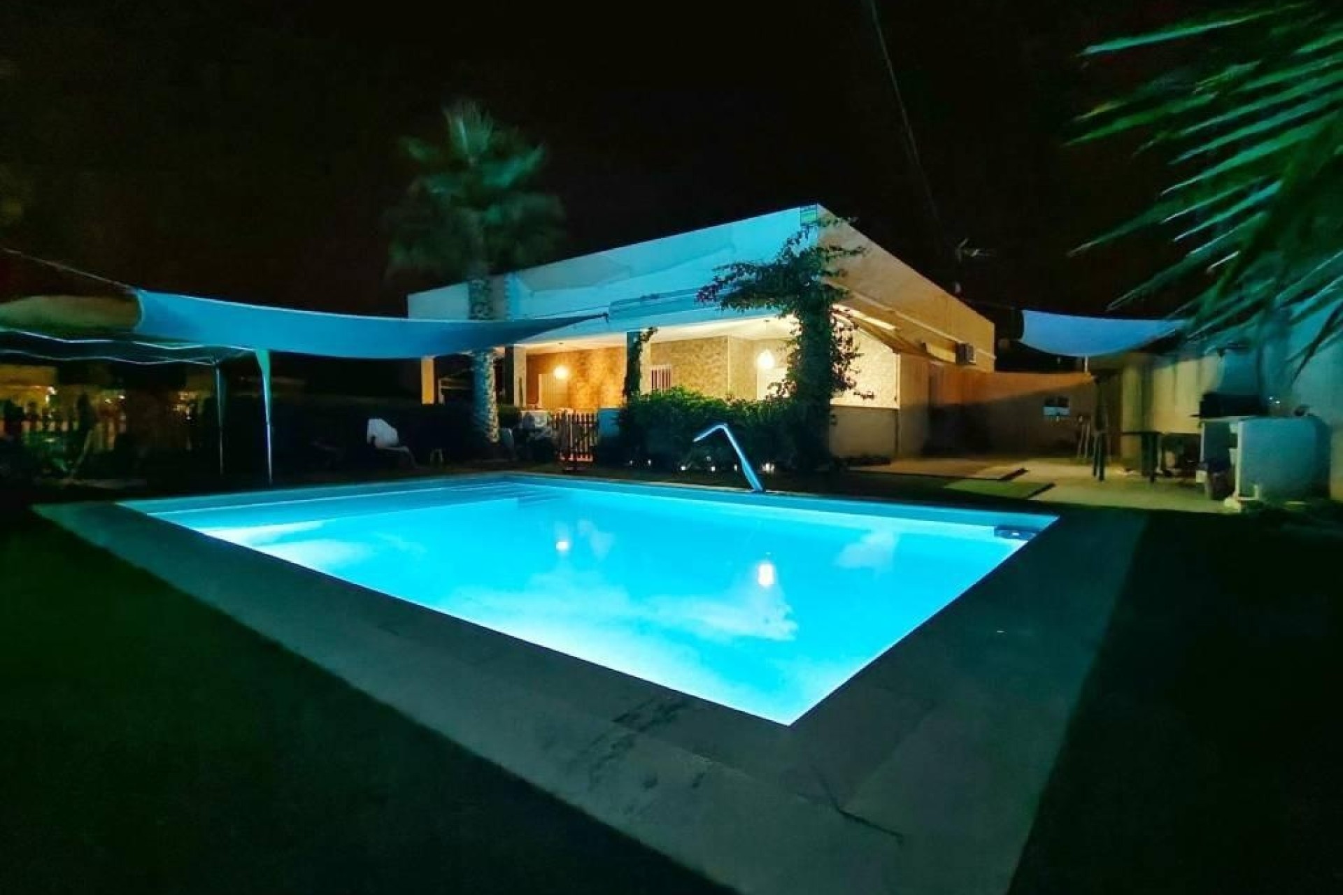 Revente - Villa Individuelle -
Torrevieja - Torreta florida