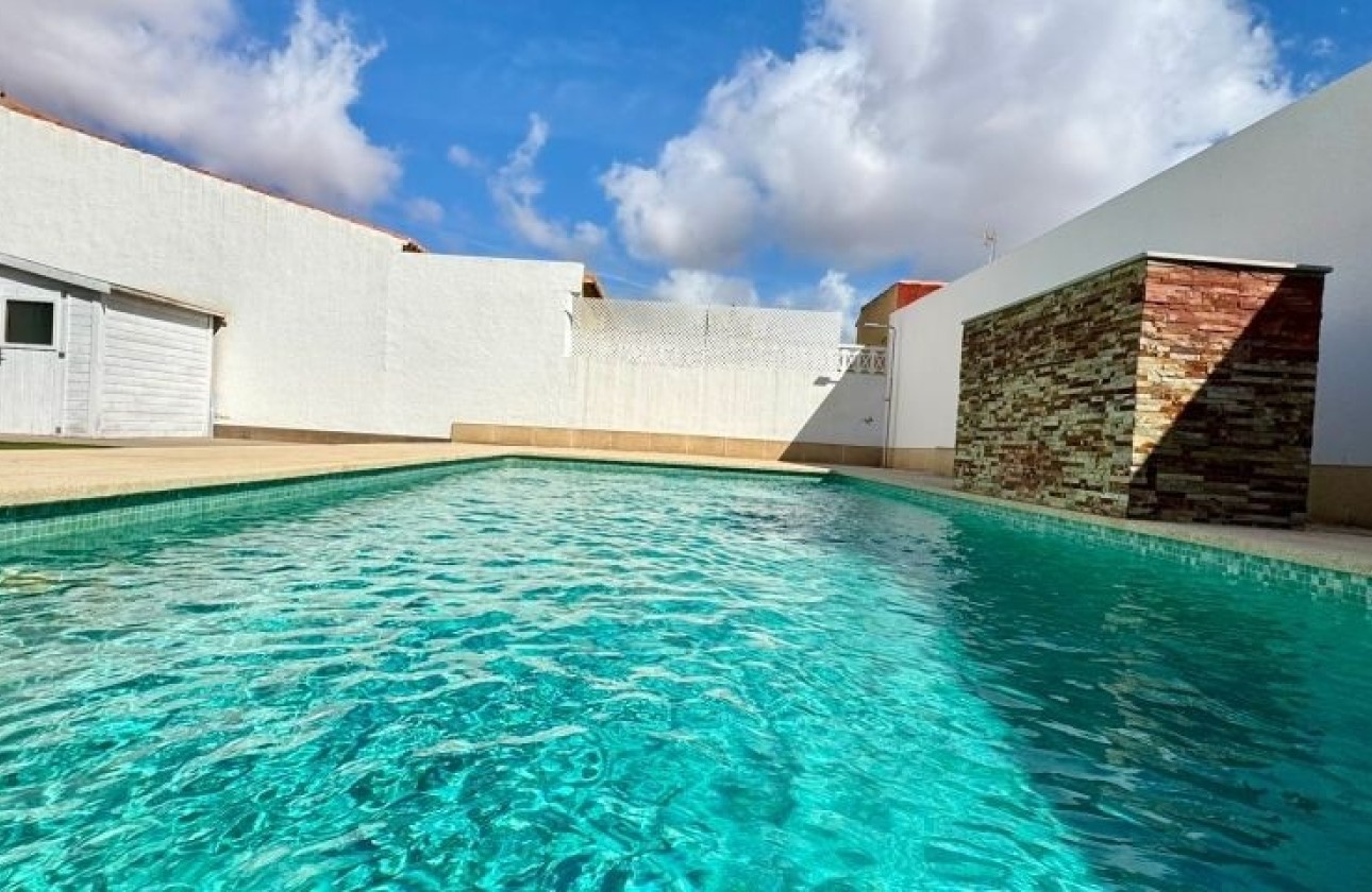 Revente - Villa Individuelle -
Torrevieja